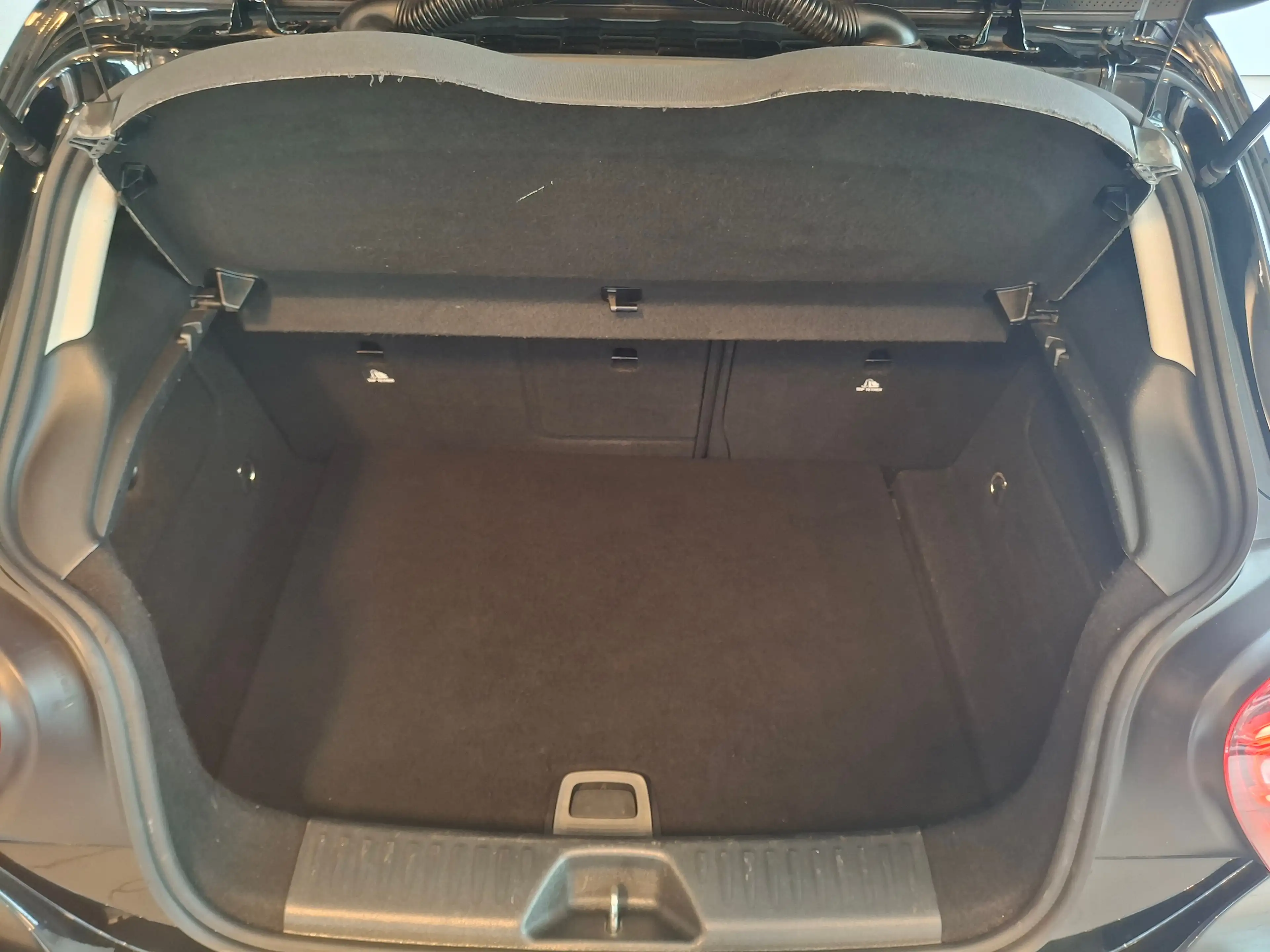 Mercedes-Benz A 180 Ambition NAVI PDC LMV — photo 14