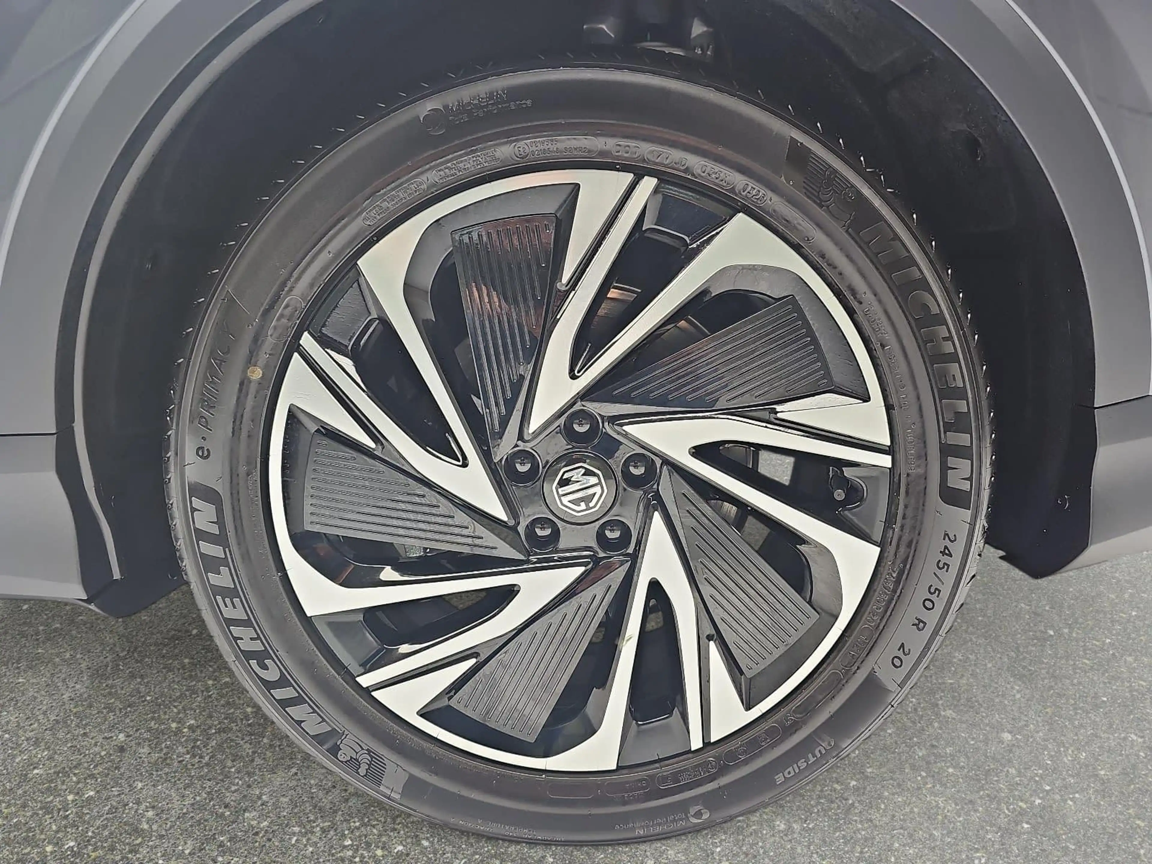 MG MGS6 EV MGS6 EV 77 KWH LUXURY PANORAMA LEDER 20-ZOLL — photo 7