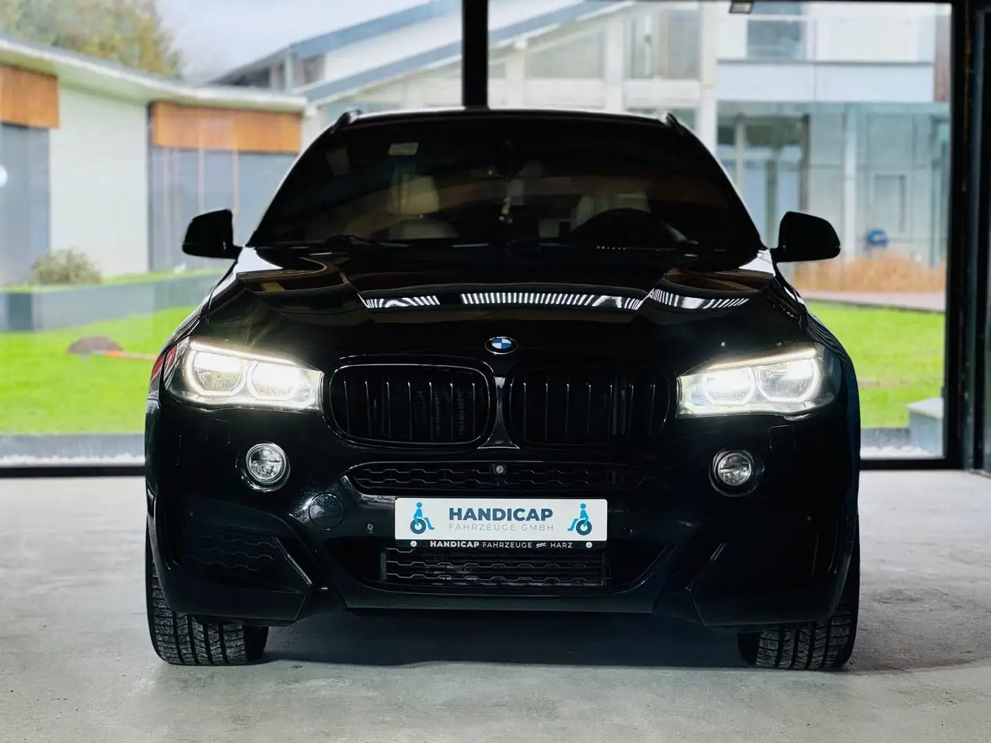 BMW X6 Baureihe X6 xDrive 40 d M-Paket Schwarz - 2