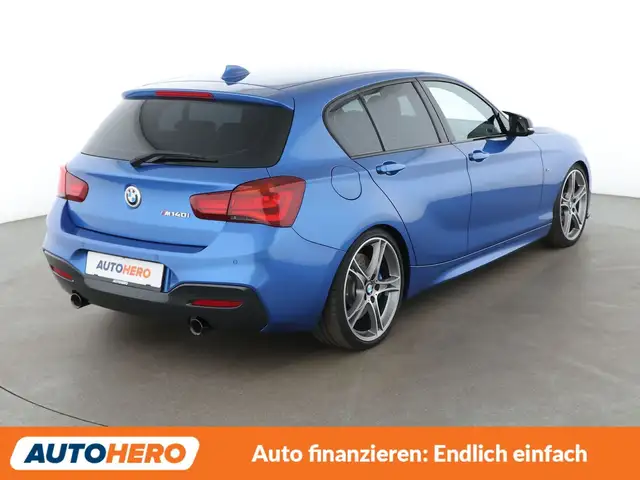 BMW 1 Series view 6
