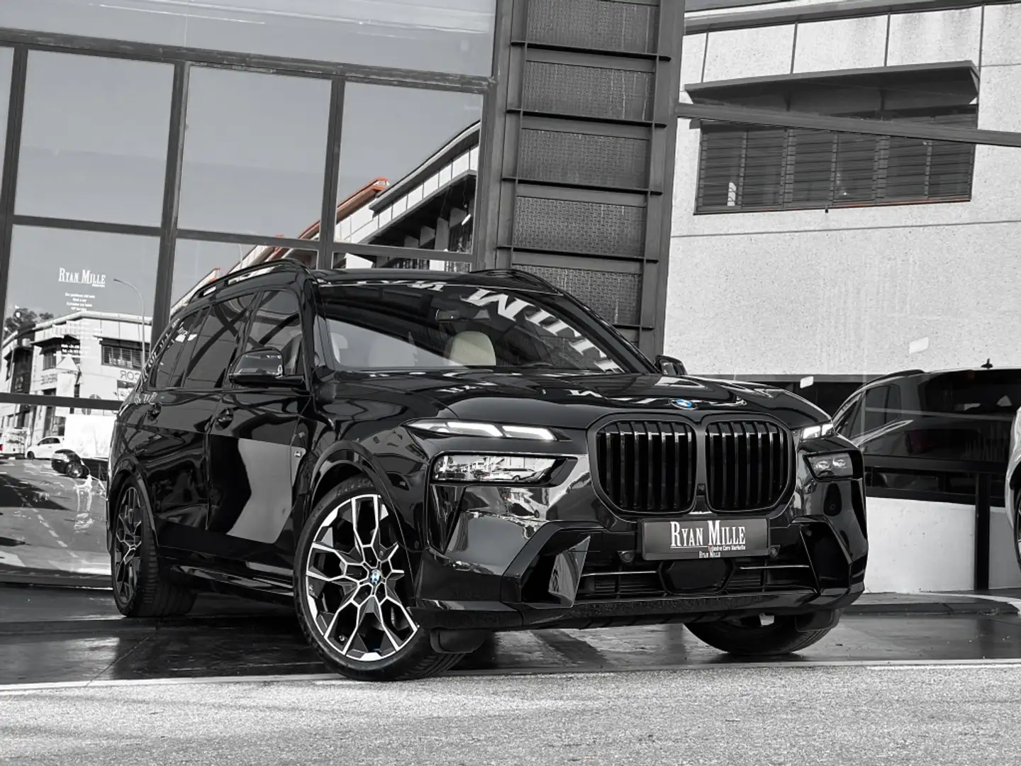 BMW X7 xDrive 40dA M Sport Pro Negro - 1