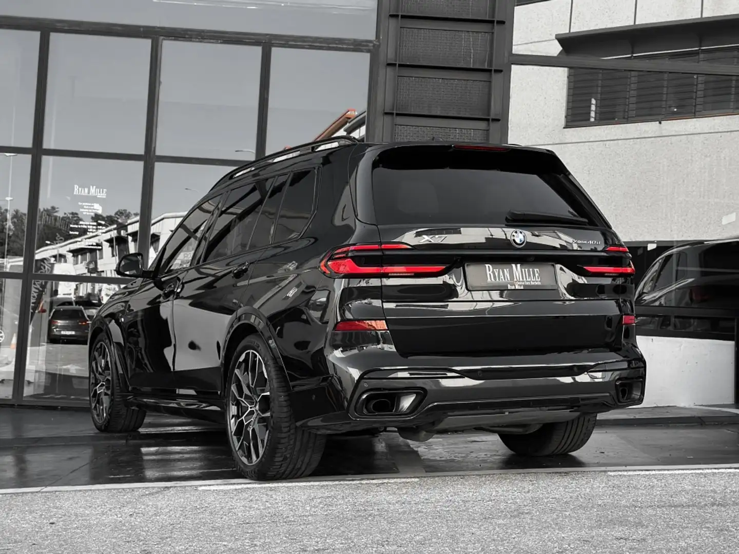 BMW X7 xDrive 40dA M Sport Pro Negro - 2