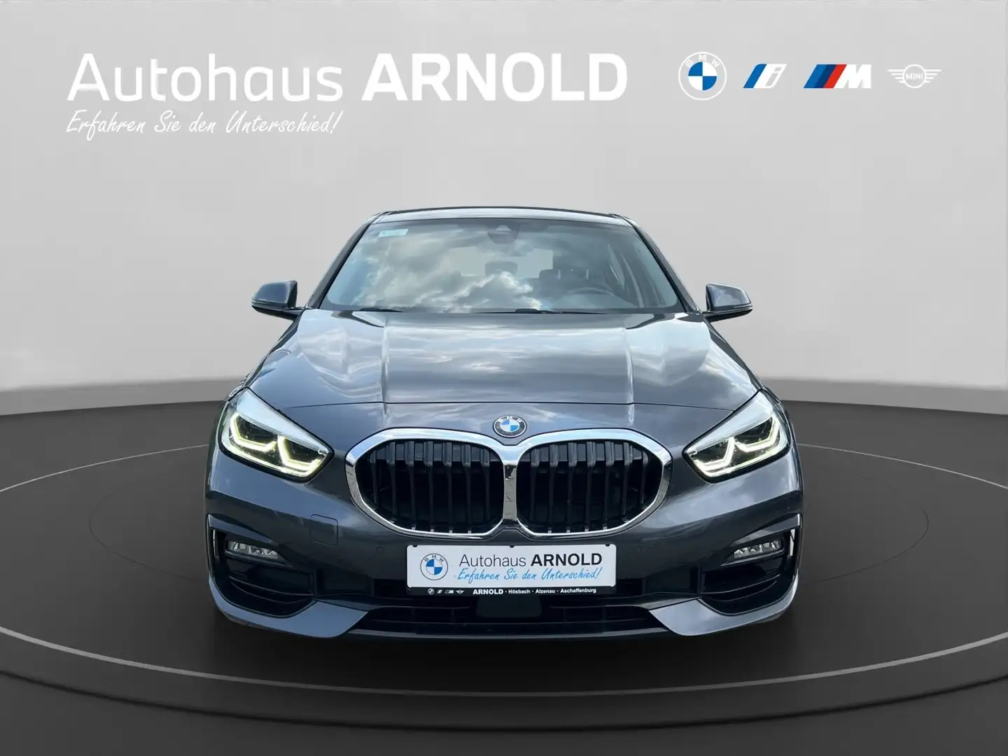 BMW 120 i Hatch Sport Line Tempomat Sitzhzg. Grau - 2