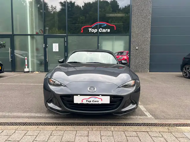 Mazda MX-5 view 5