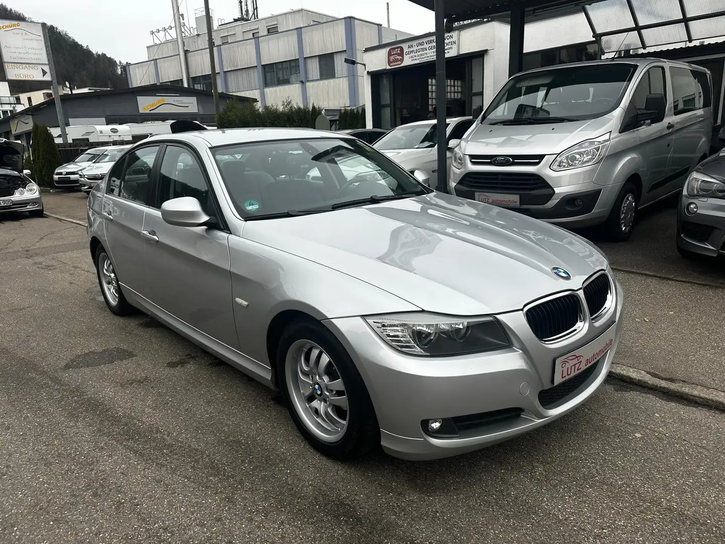 BMW 320 320d Grau - 1