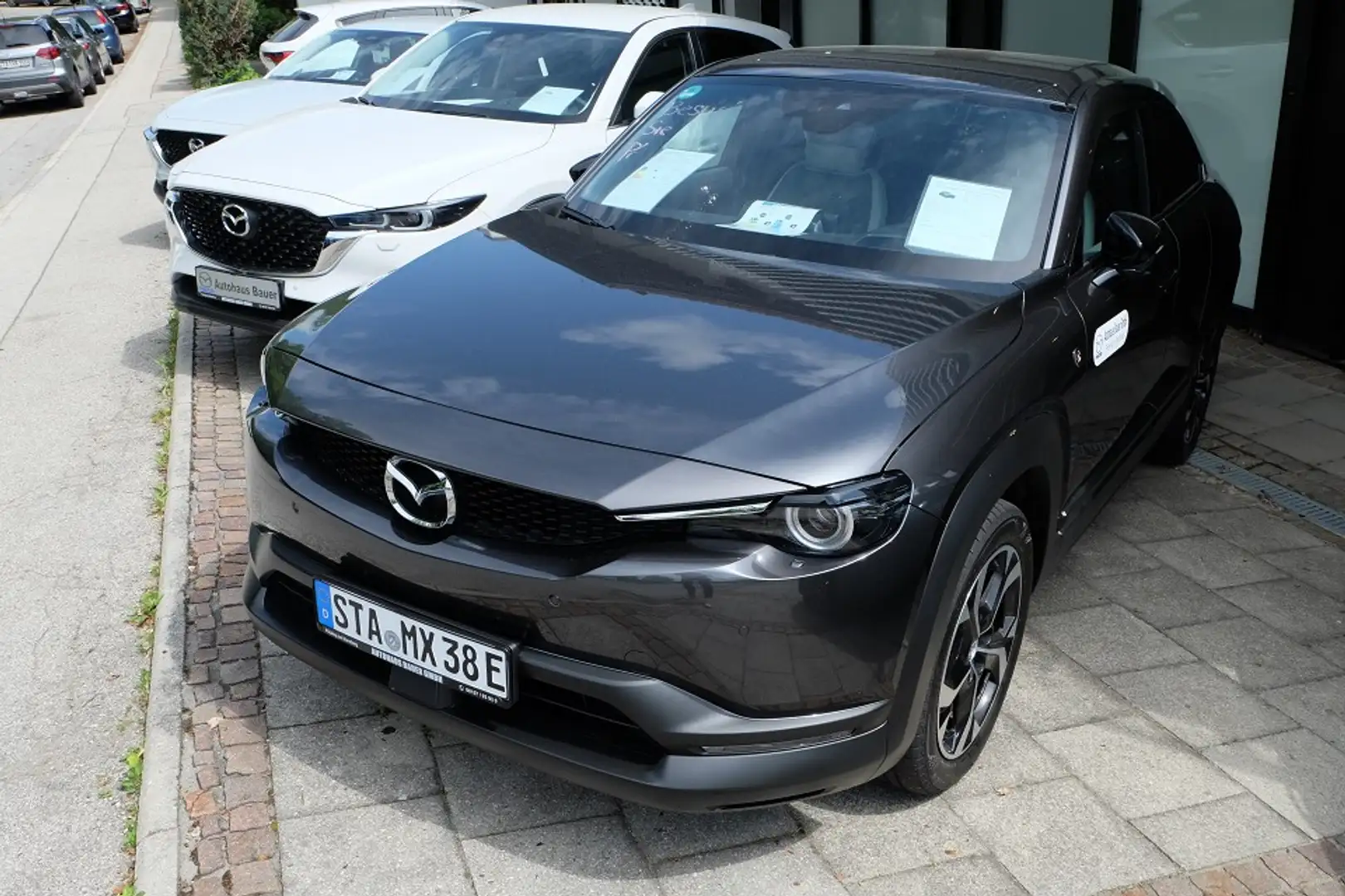 Mazda MX-30 e-SKYACTIV R-EV 5T A/T ADVANTAGE MC Gris - 2
