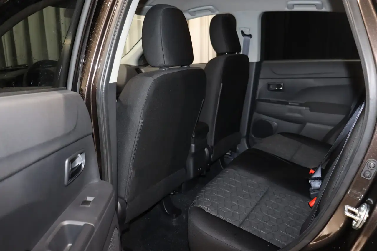 Mitsubishi RVR снимка Mitsubishi RVR