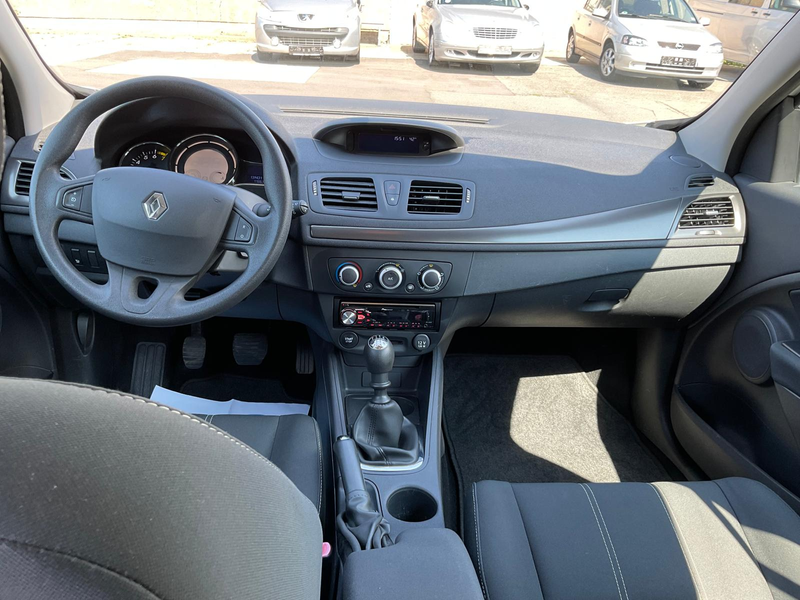 Renault Megane Authentique | HU&AU neu | 2 Vorbesitzer | Start-Stop | Klimaanlage — photo 15