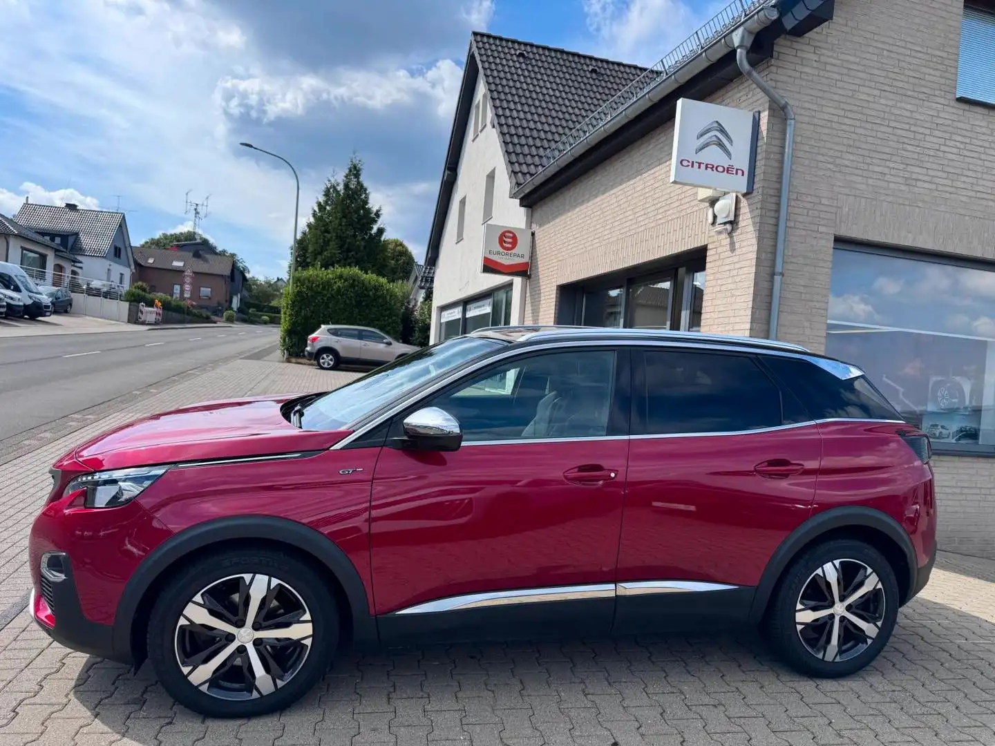 Peugeot 3008 GT BHDI180 EAT8 Rosso - 2