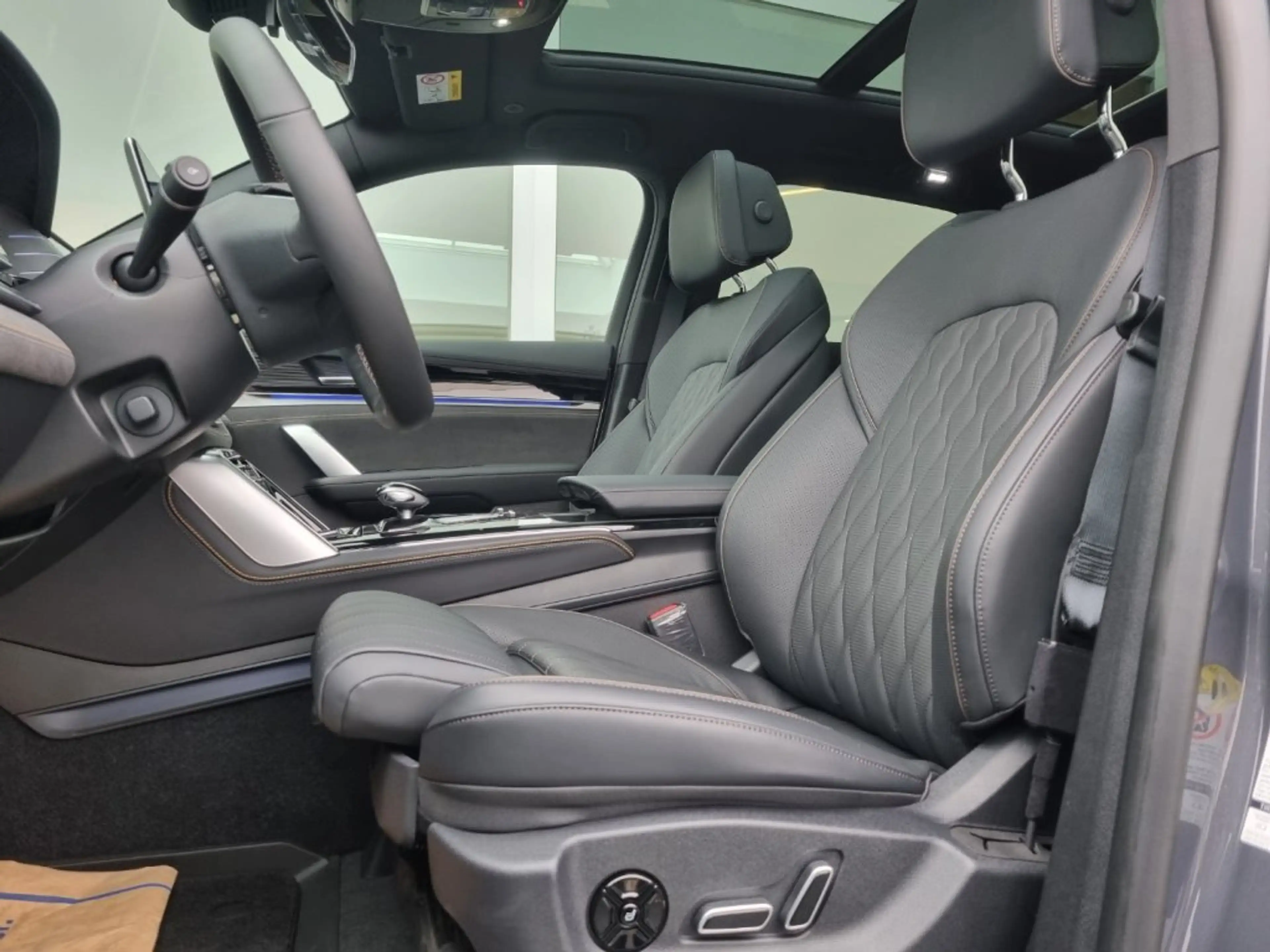 BYD Tang NEW TANG Flagship 4WD — photo 12