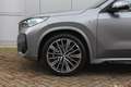 BMW iX1 xDrive30 M Sport 67 kWh / Trekhaak / Sportstoelen Grijs - thumbnail 4