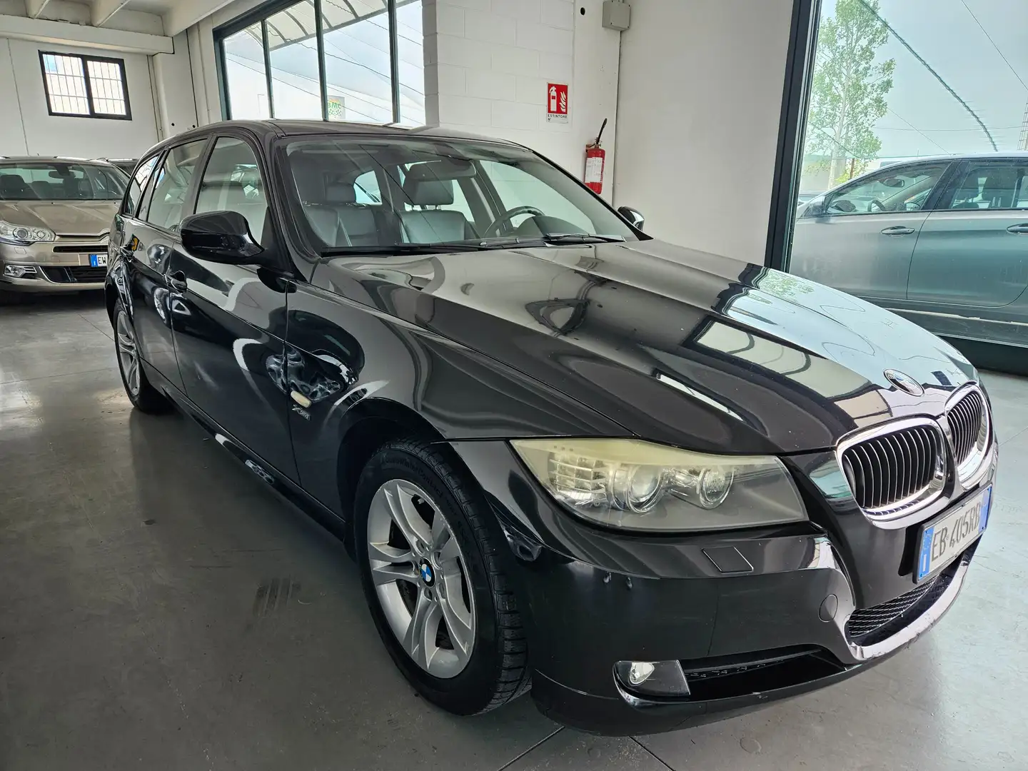 BMW 320 Touring xdrive Nero - 1