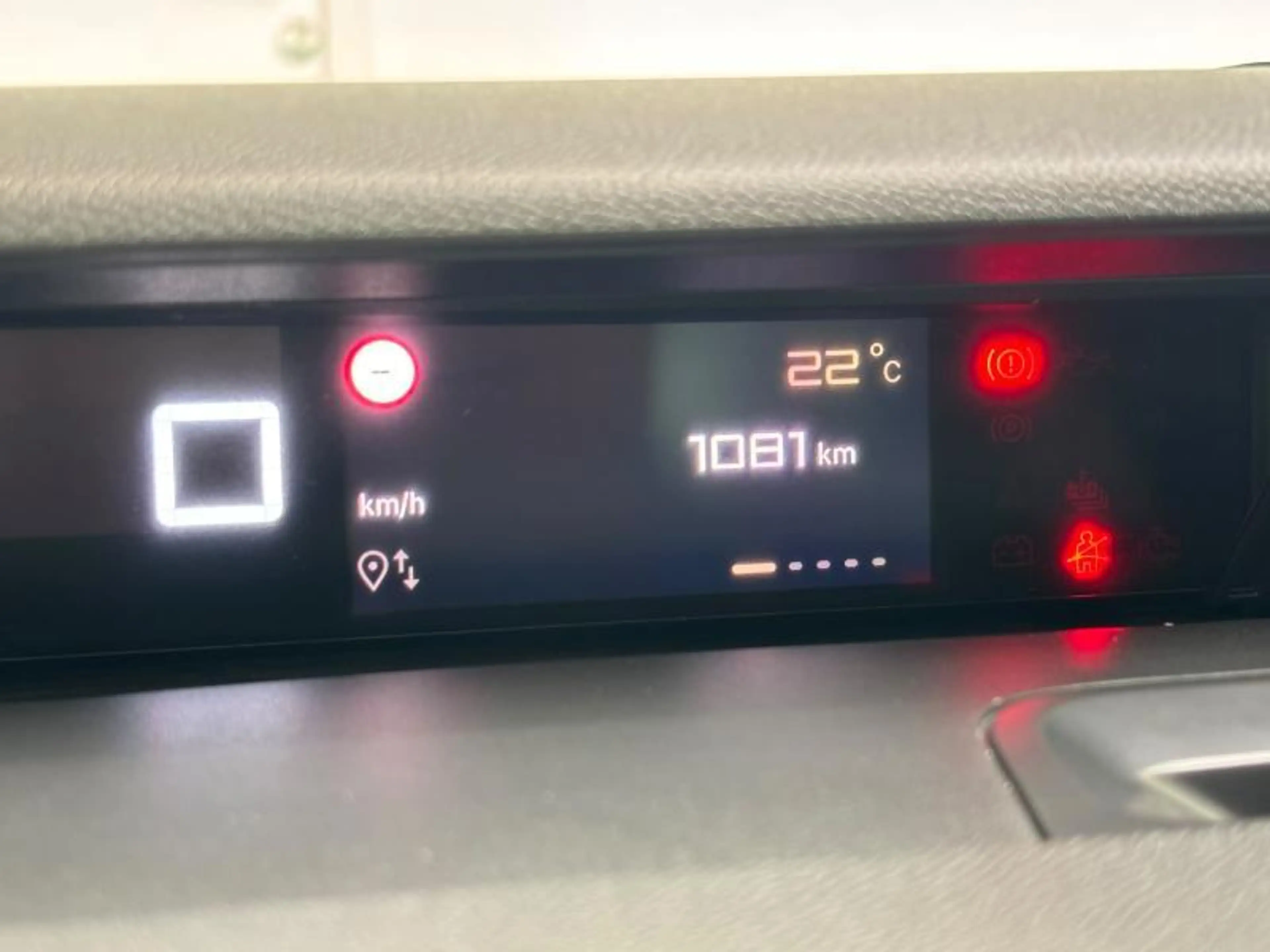 Citroen C3 Aircross Plus 1.2 Turbo Man.6 — photo 12