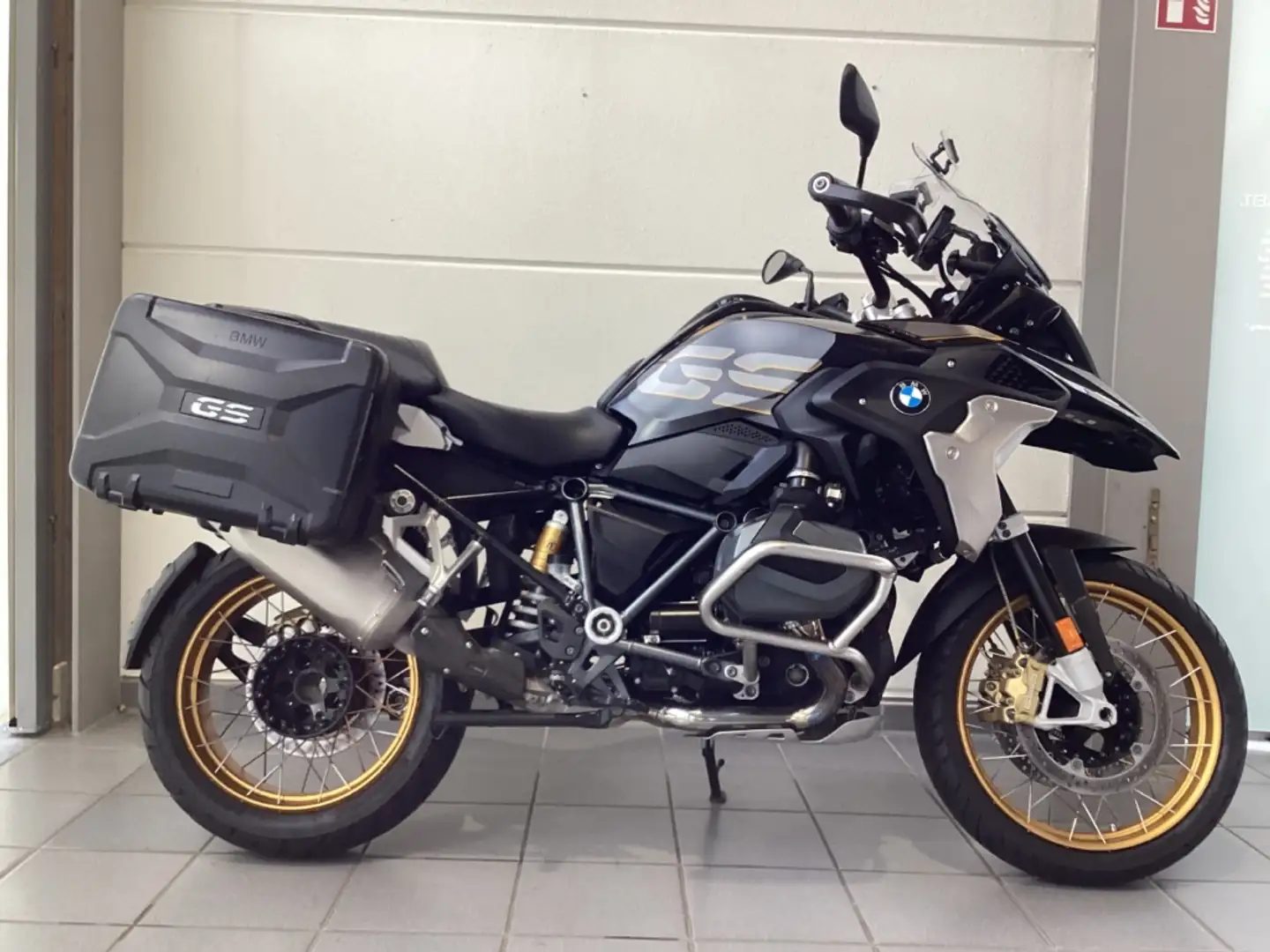BMW R 1250 GS Exclusive Satz Variokoffer schwarz, LED-Tagfahrlic Černá - 1
