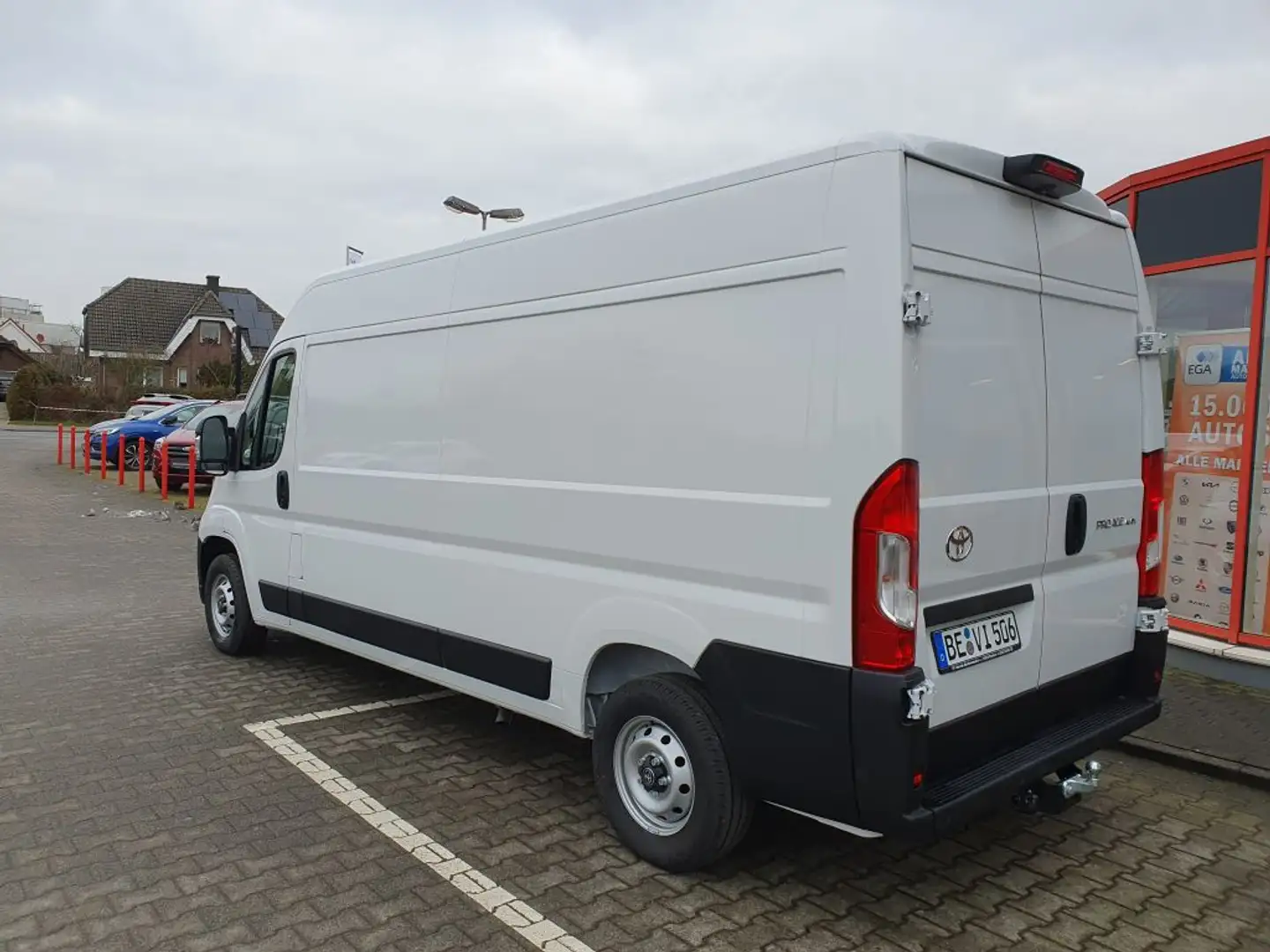 Toyota Proace Max 2.2-l-D 35 L3H2 Work Weiß - 2