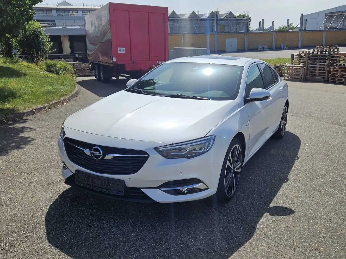 Opel Insignia Dynamic Weiß - 2
