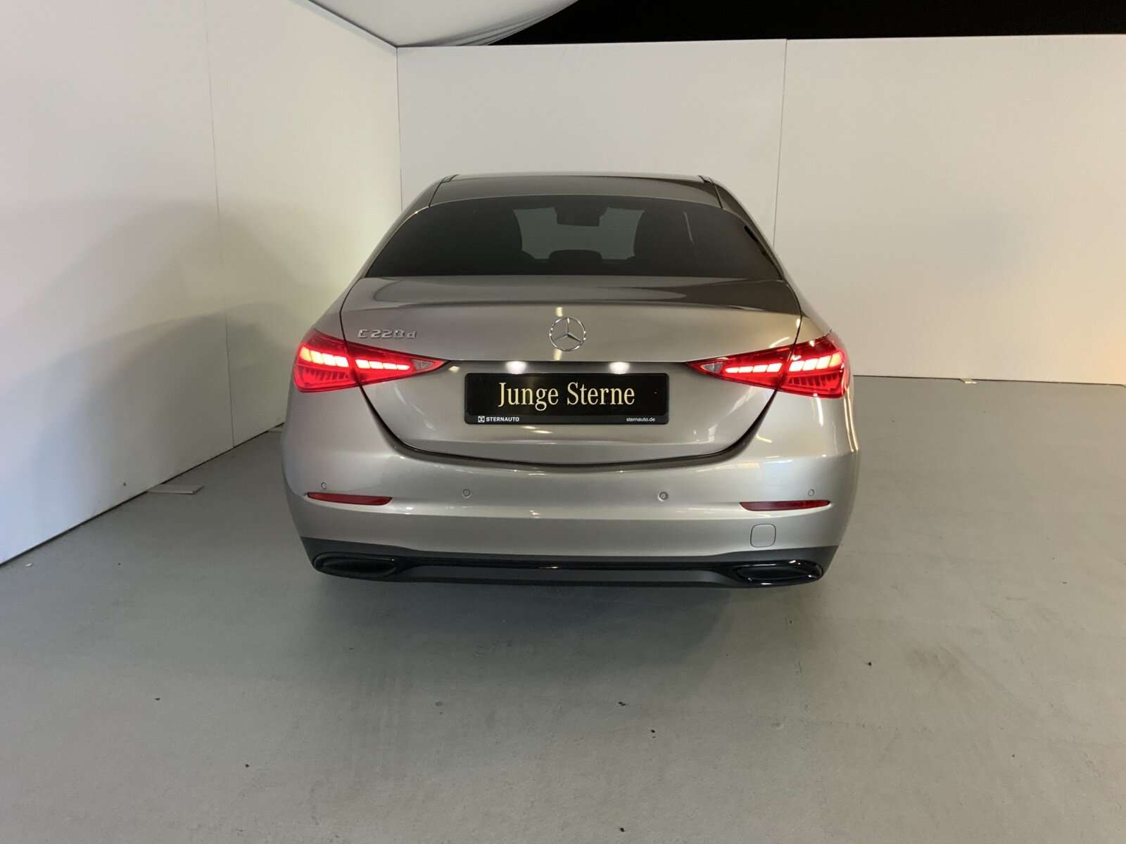 Mercedes-Benz C 220