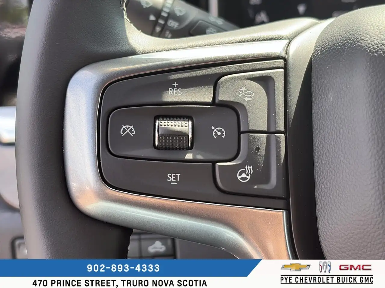 Chevrolet Silverado 2500 photo Chevrolet Silverado 2500