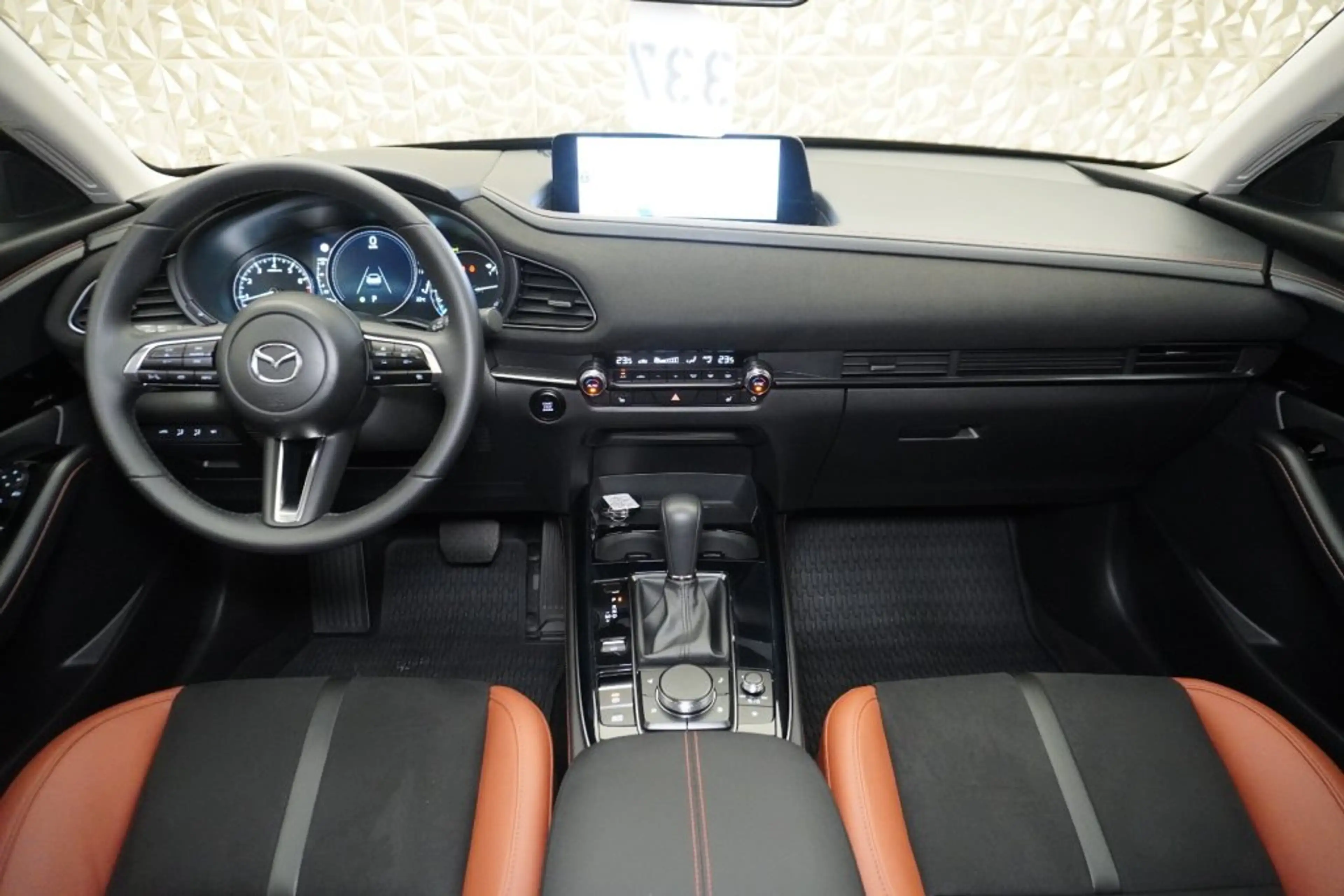 Mazda 2 CX 30 , 2.5 e-SKYACTIV-G 140 M Hybrid, Nagisa 2WD — photo 14