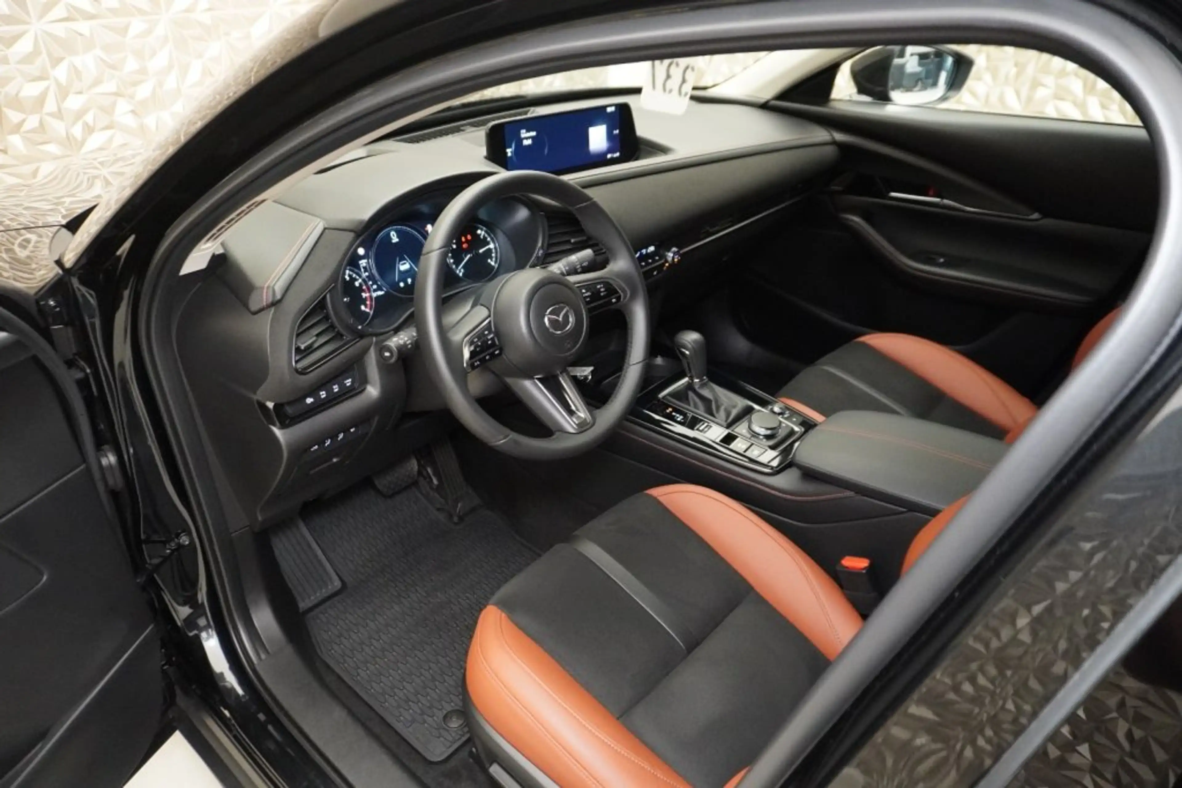 Mazda 2 CX 30 , 2.5 e-SKYACTIV-G 140 M Hybrid, Nagisa 2WD — photo 9