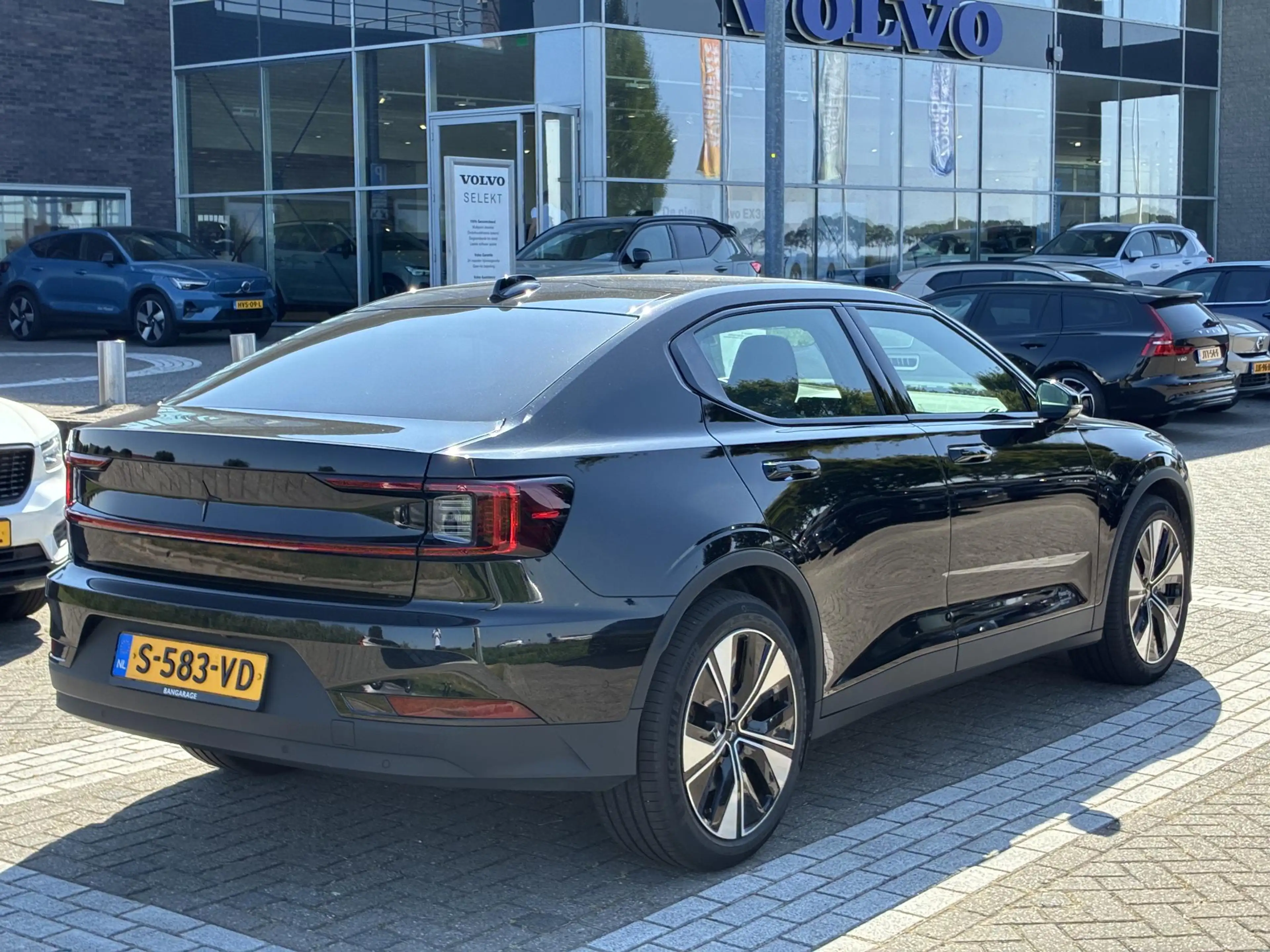 Polestar 2 Long Range Single Motor 78 kWh — photo 6
