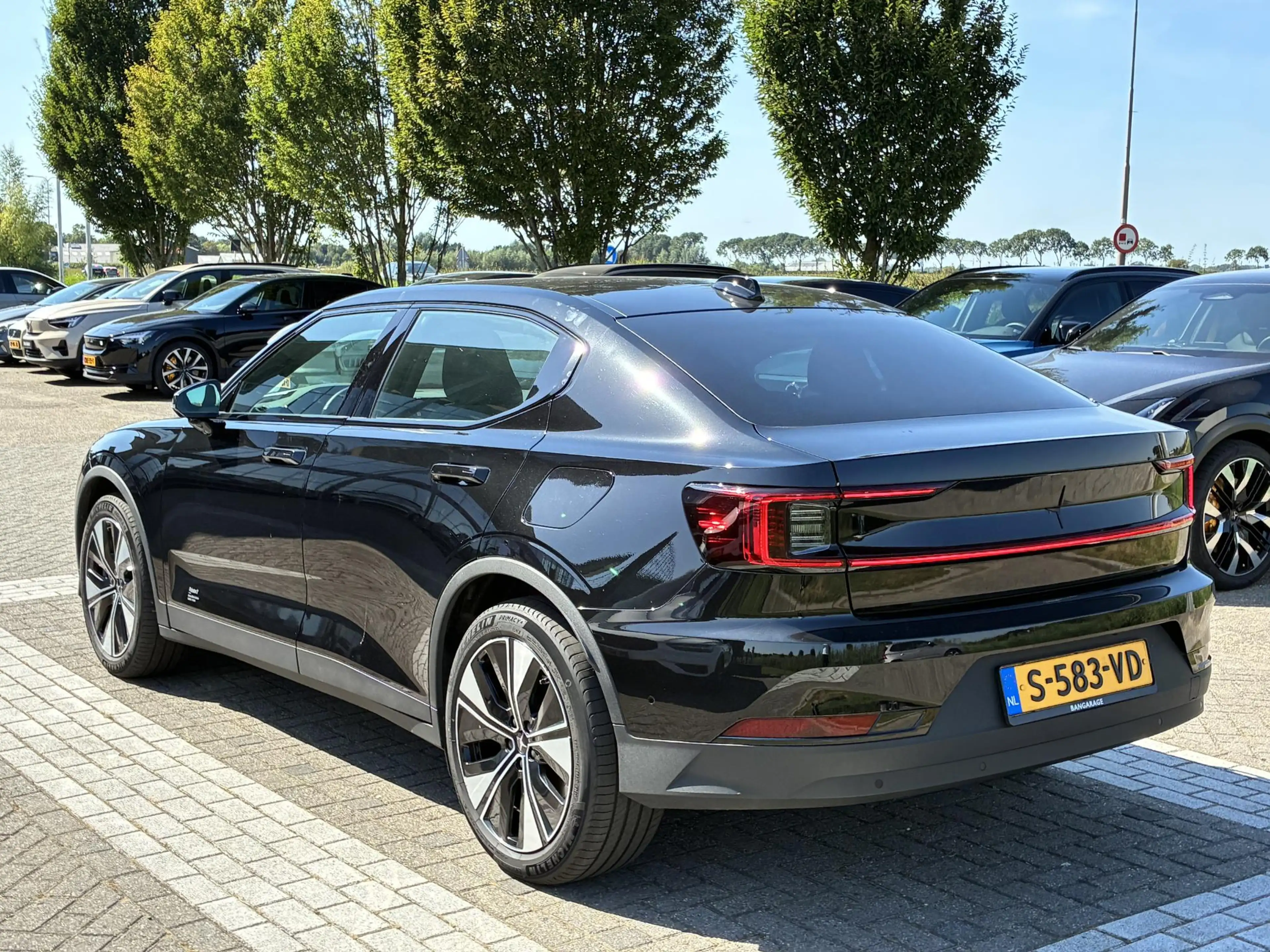 Polestar 2 Long Range Single Motor 78 kWh — photo 4
