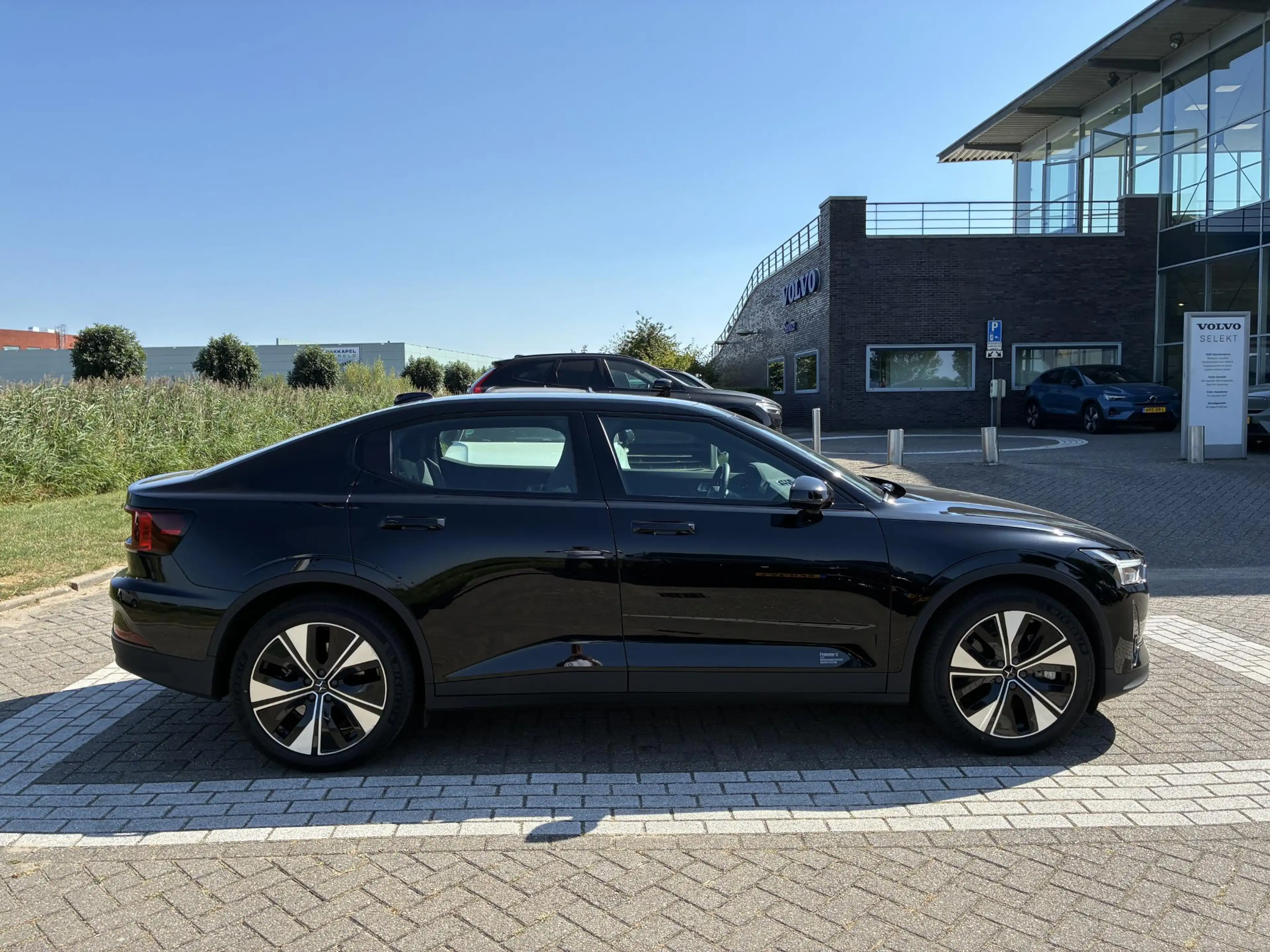 Polestar 2 Long Range Single Motor 78 kWh — photo 7