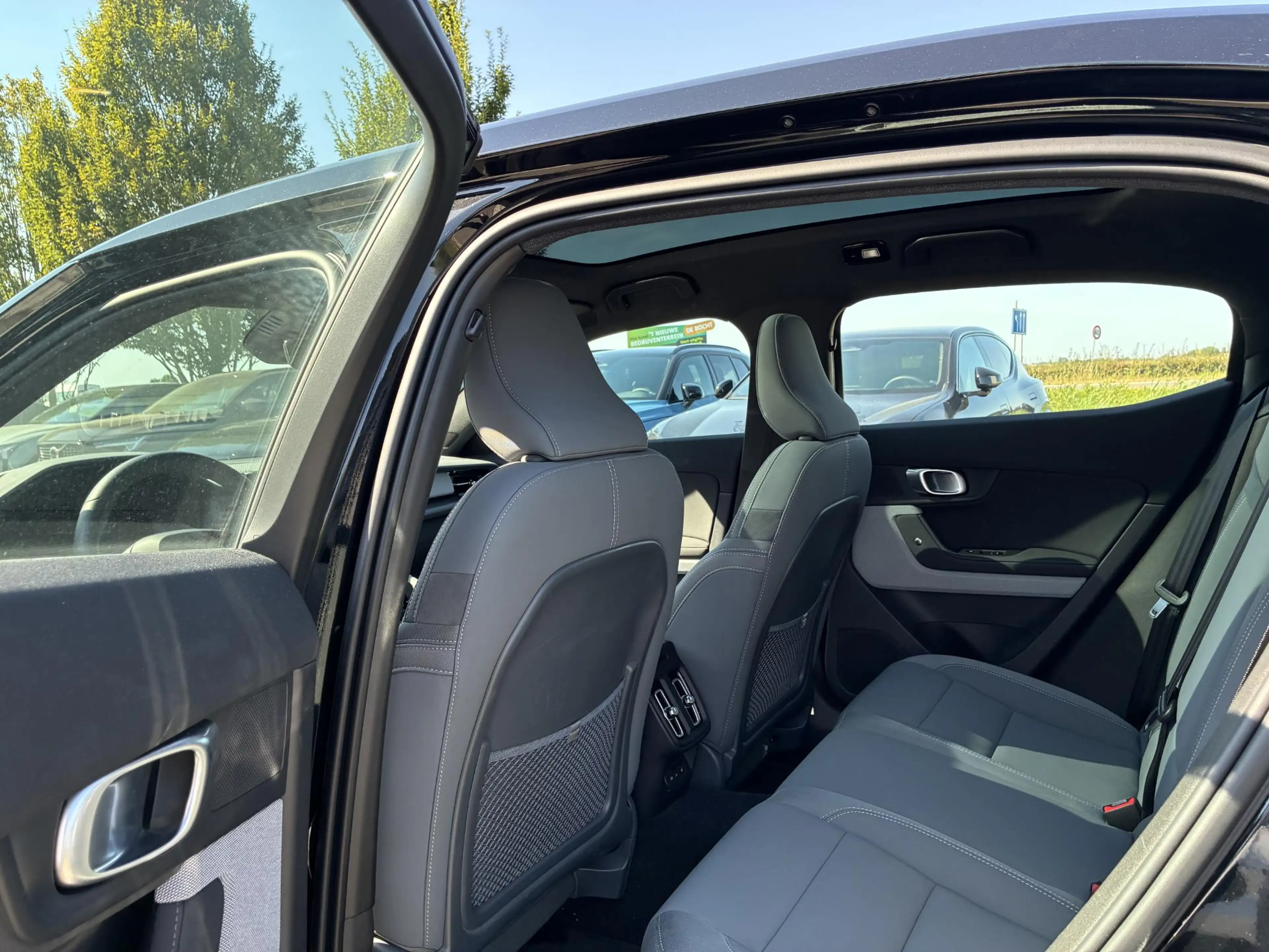 Polestar 2 Long Range Single Motor 78 kWh — photo 12