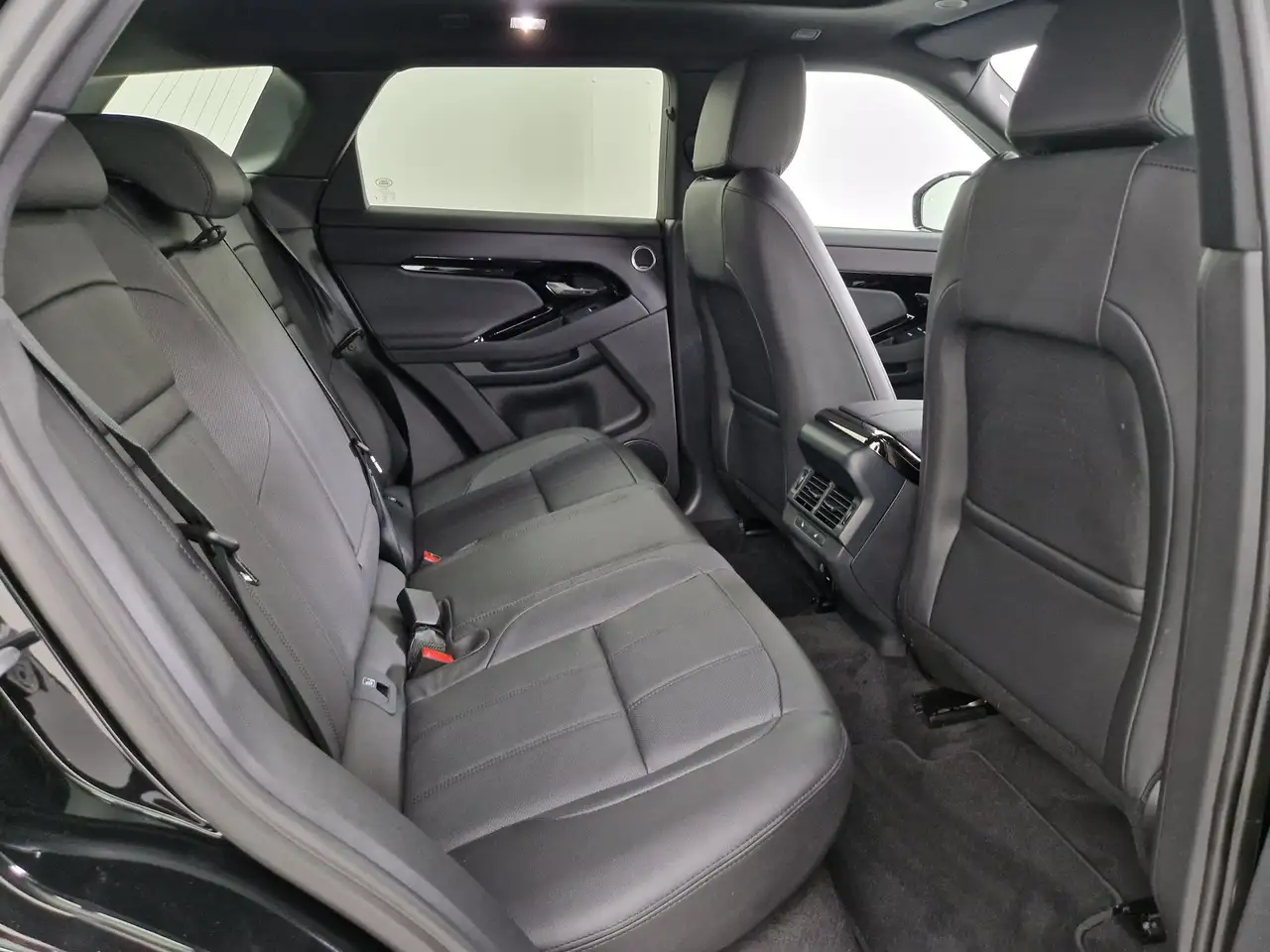 Land Rover Range Rover Evoque 2026 — фото 13