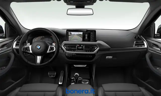 BMW X4 view 3
