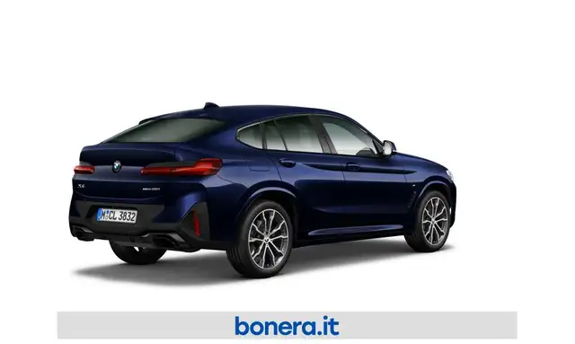 BMW X4 view 2
