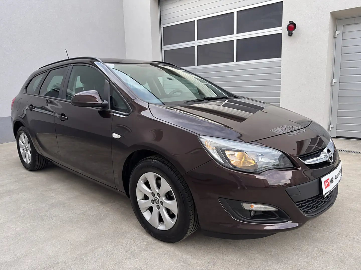 Opel Astra ST 1,4 Turbo Ecotec Österreich Edition Start/St... Braun - 1