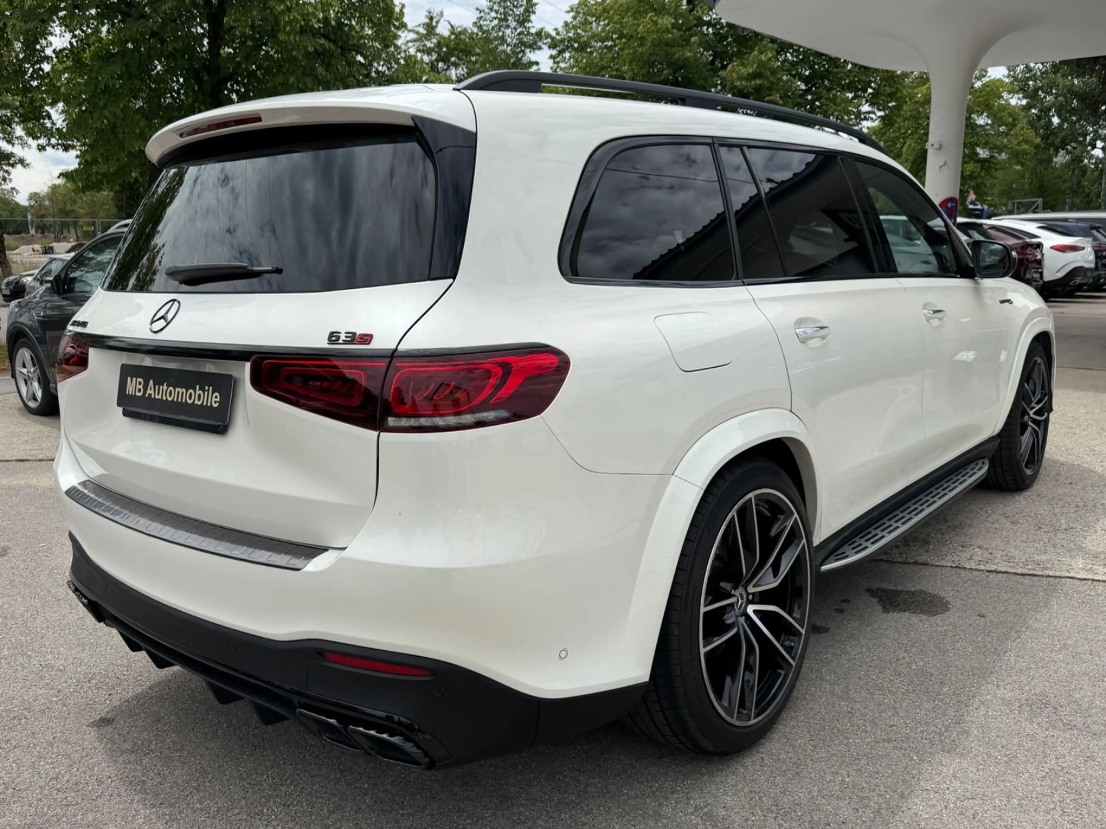 Mercedes-Benz GLS 400 d 4Matic*AMG-LINE*PANO*ACC*HUD* — photo 4