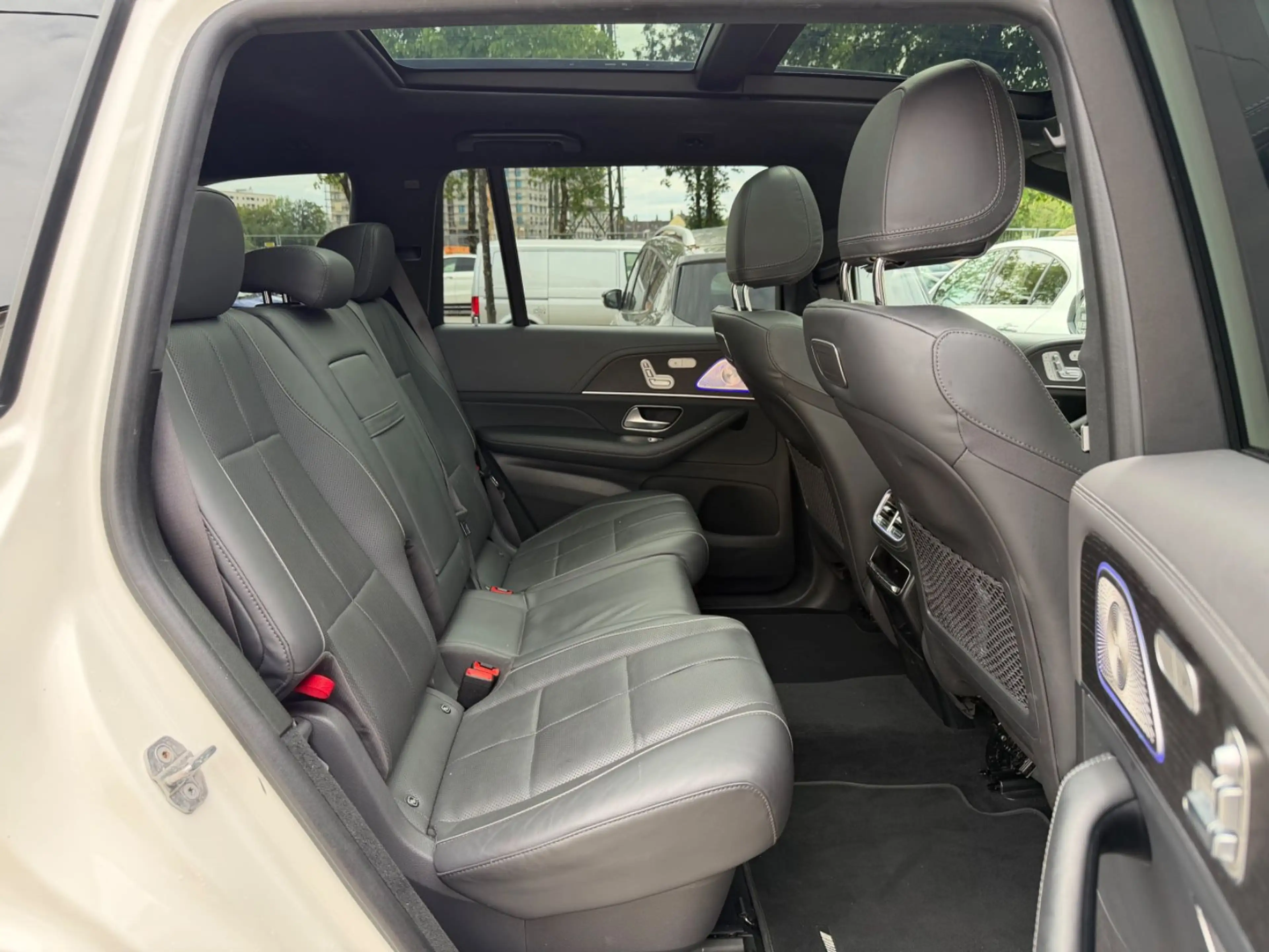 Mercedes-Benz GLS 400 d 4Matic*AMG-LINE*PANO*ACC*HUD* — photo 15
