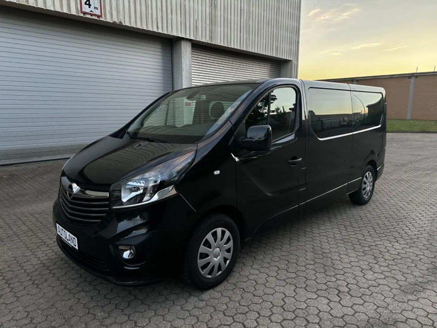 Opel Vivaro B 1.6 CDTI Kombi Biturbo L2H1*9Sitze*EU6 Noir - 1