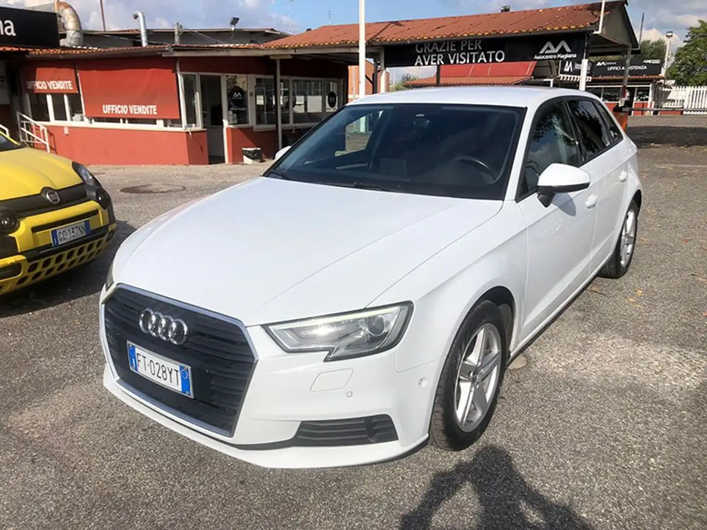Audi A3 A3 Sportback 35 2.0 Business 150cv s-tronic my19 Bianco - 2