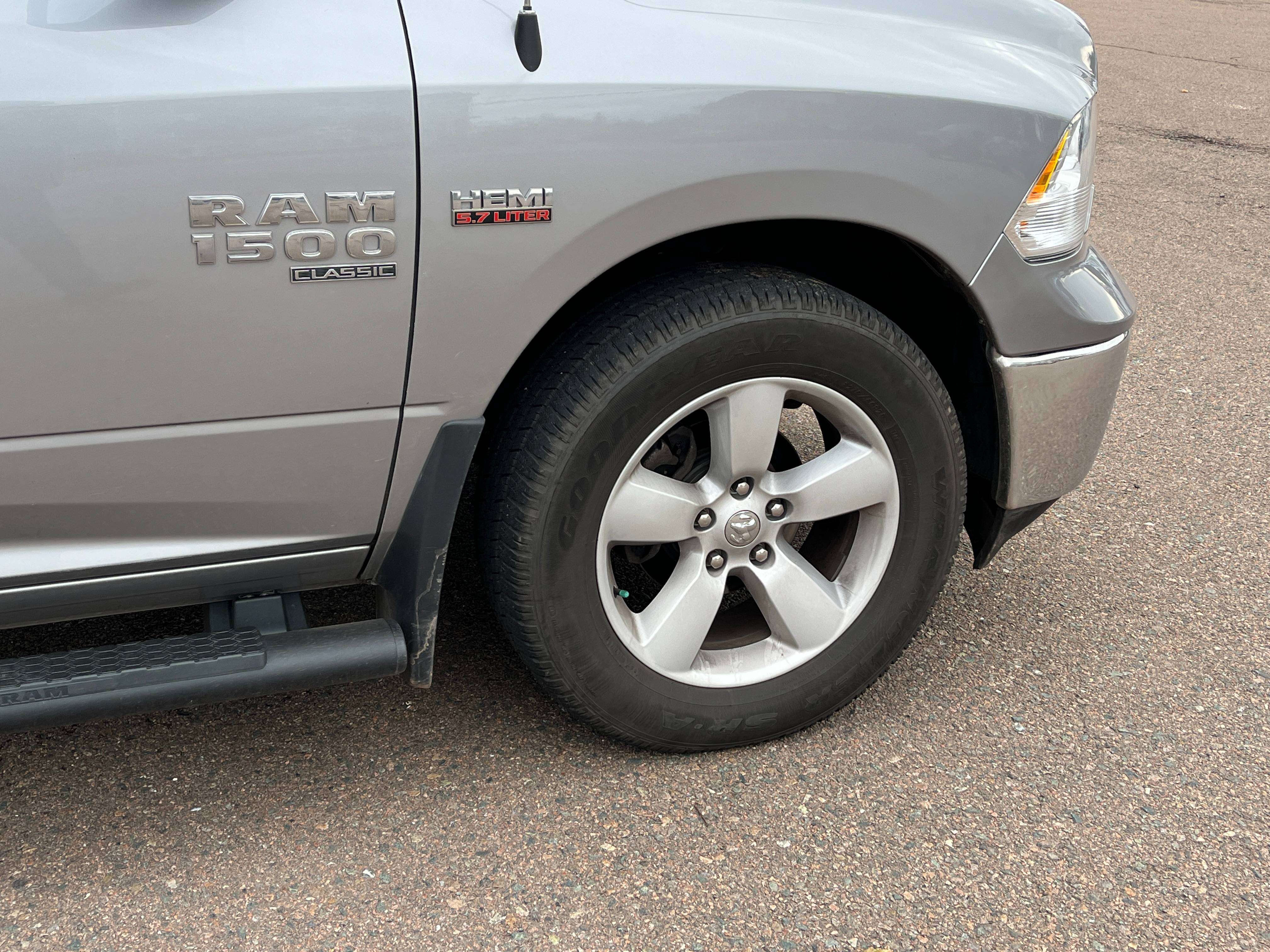 2024 RAM 1500 Classic Crew Cab