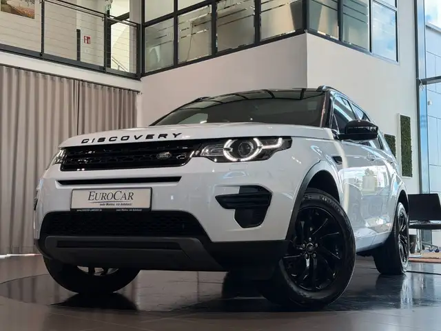 Land Rover Discovery Sport D150 AWD SE Black P. Navi Xenon