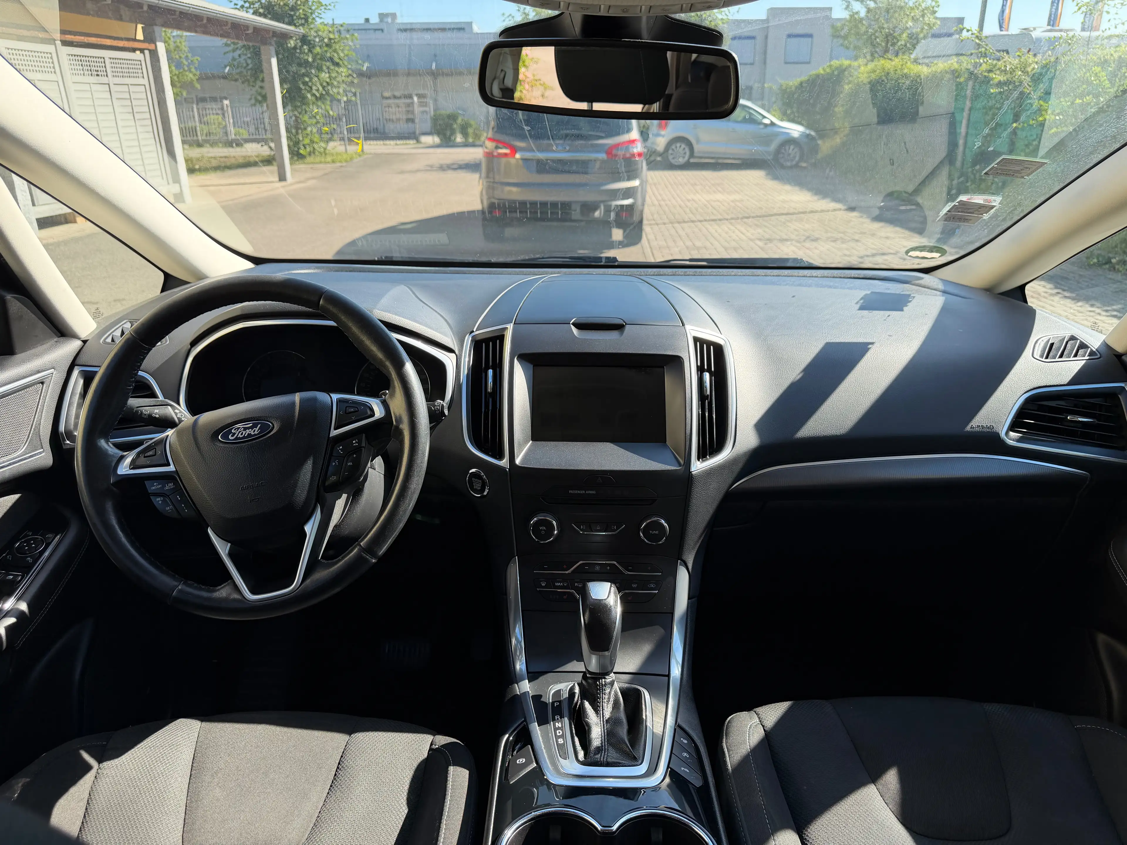 Ford S-Max S-Max Diesel 2.0 TDCi Aut. Titanium — photo 9