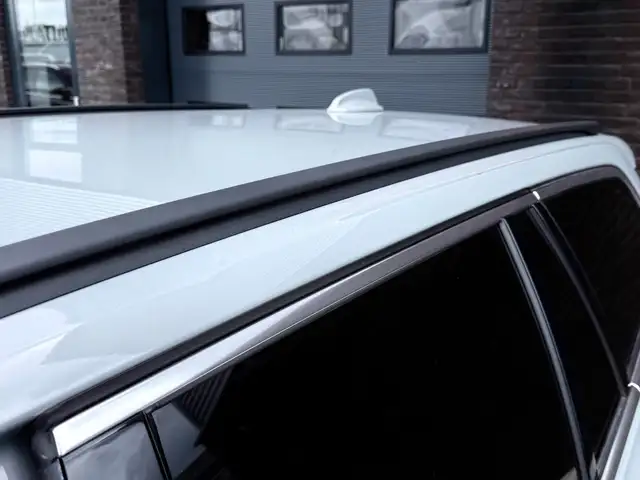Volvo V60 view 11