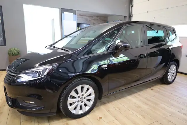 Opel Zafira Tourer /Navi/Kamera/Beheizbares Lenkrad