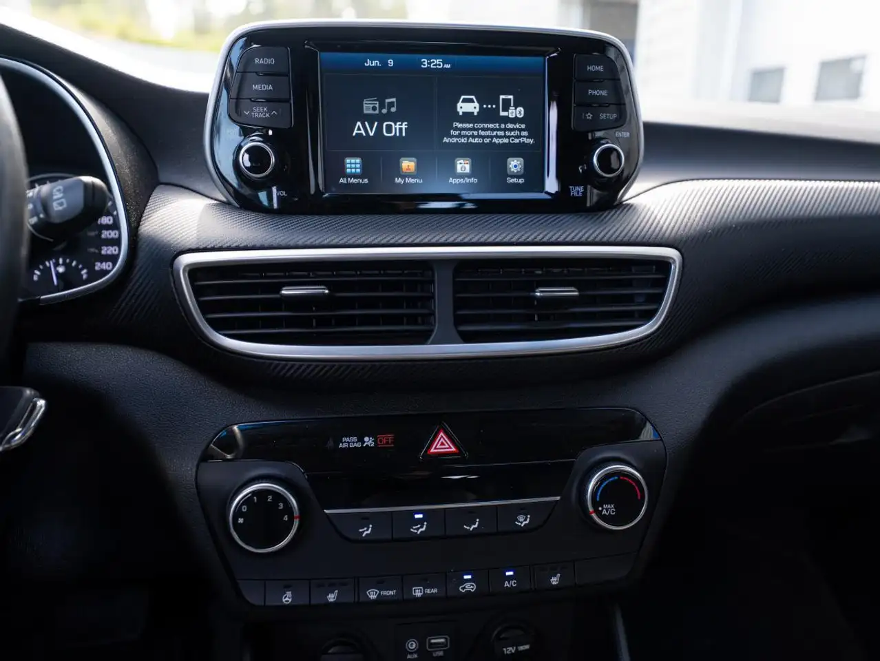 Hyundai TUCSON снимка Hyundai TUCSON