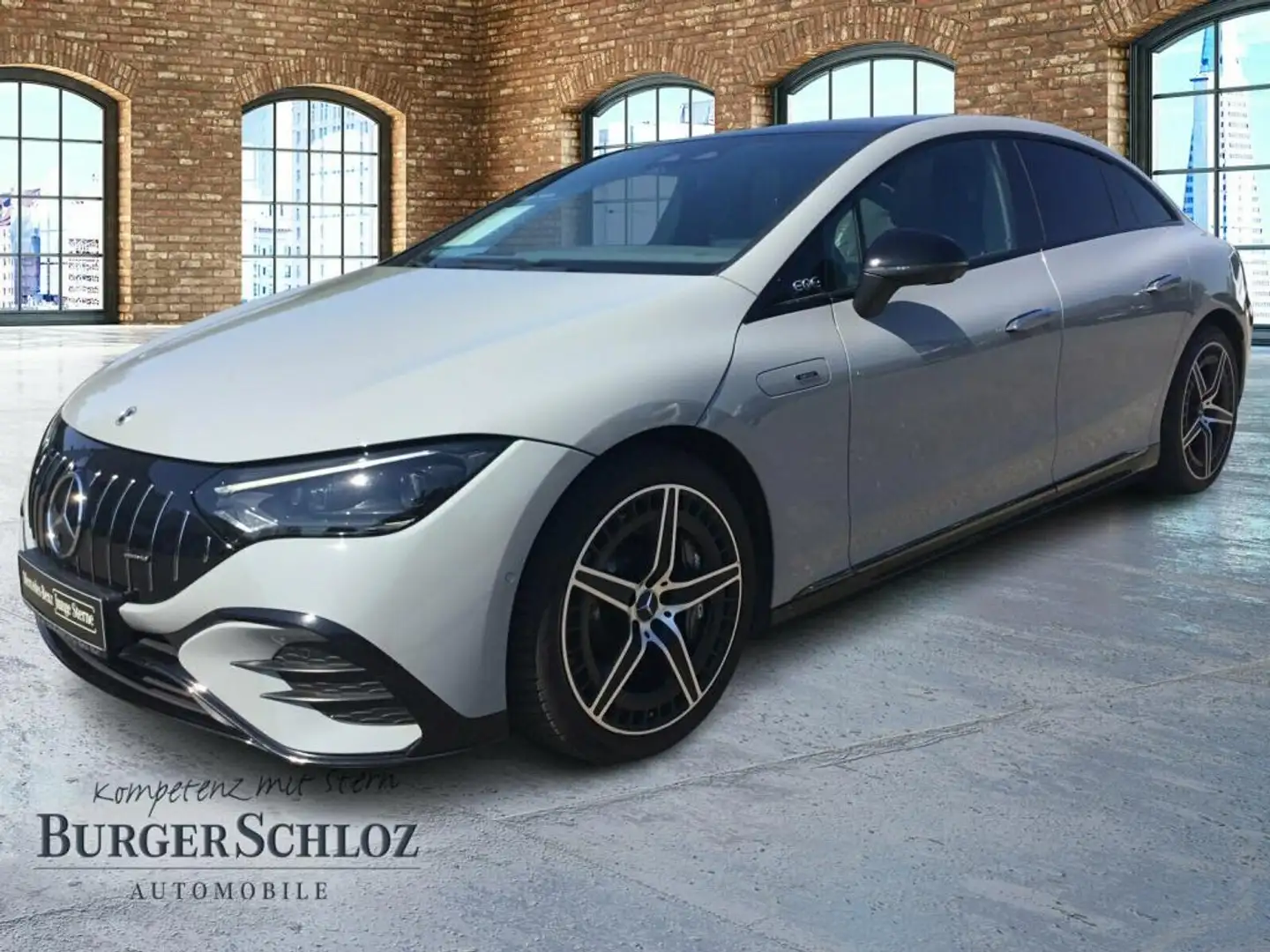 Mercedes-Benz EQE 43 4M Pano Sport S-Sitz ACC PDC elSitz Luft Gris - 1