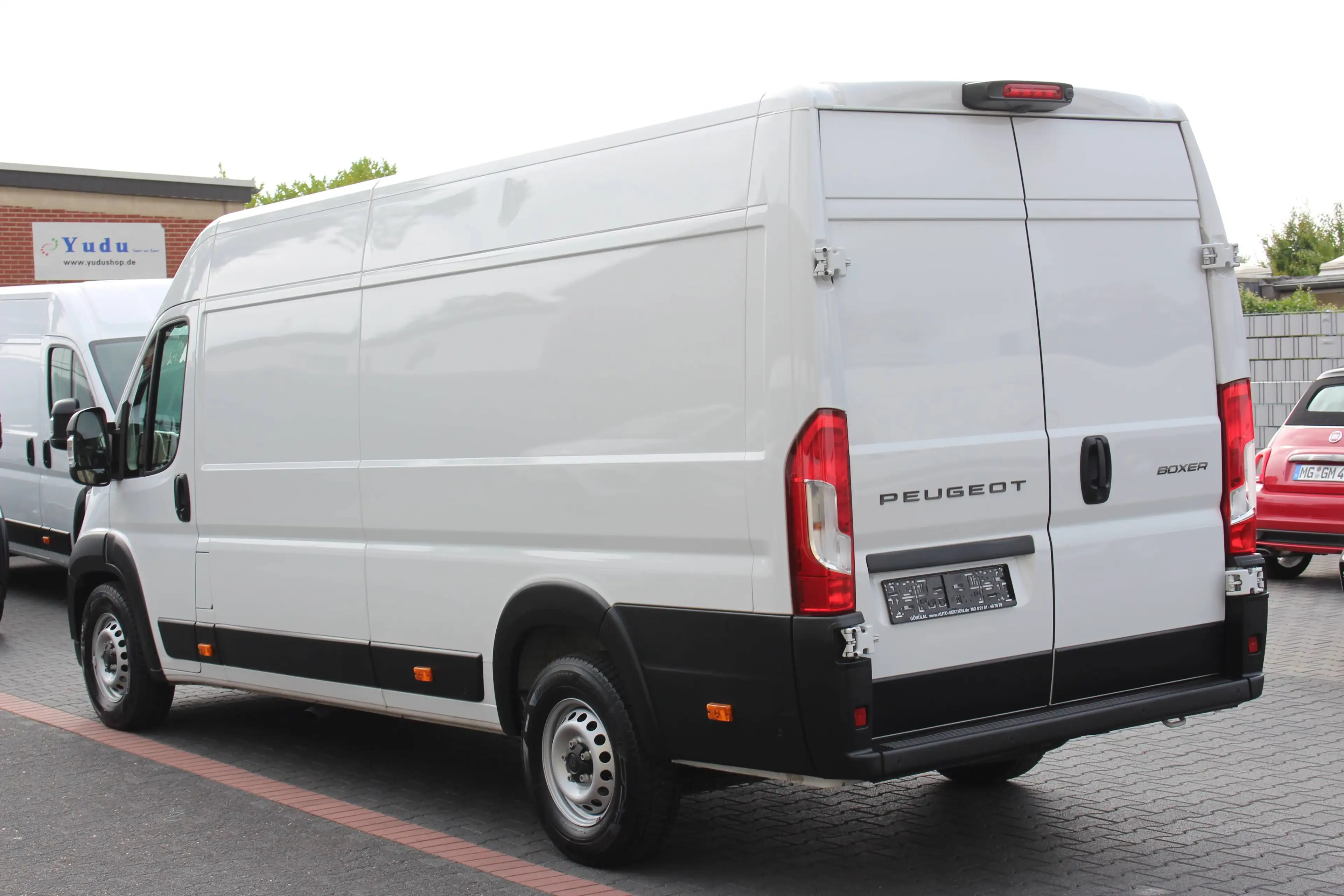 Peugeot Boxer 35 L4H2 180 Automatik *ACC*Kamera*360°PDC — photo 10