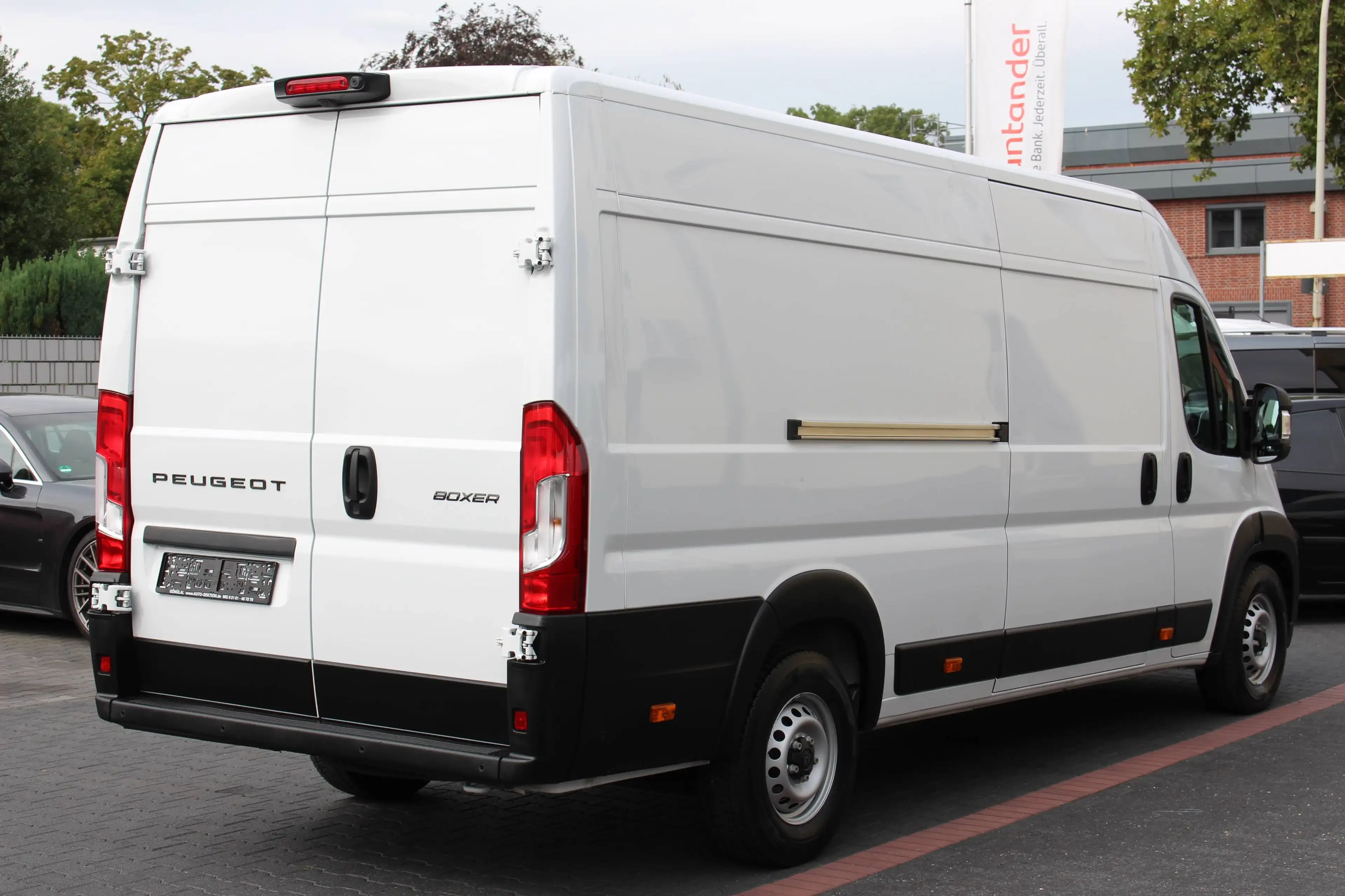 Peugeot Boxer 35 L4H2 180 Automatik *ACC*Kamera*360°PDC — photo 3
