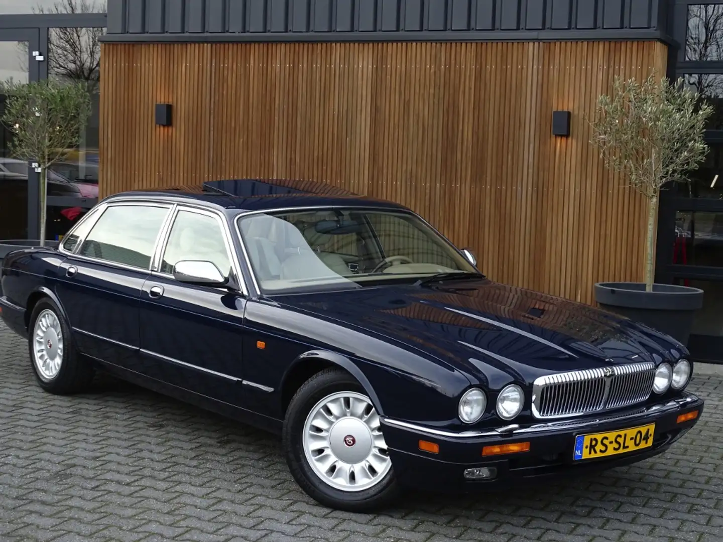 Daimler Six 4.0 / unieke conditie / *NAP* Modrá - 2