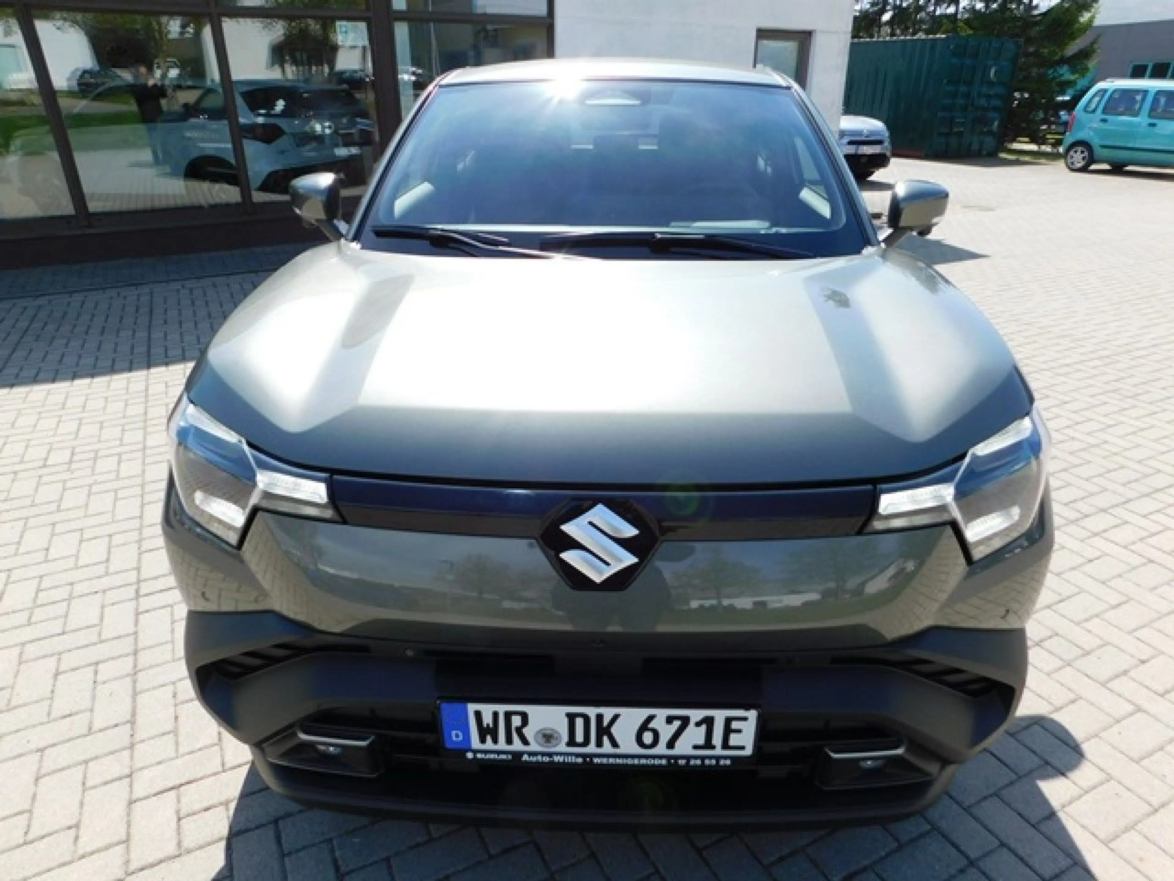 Suzuki Vitara e  eAxle ALLGRIP-e Comfort+ 5D CVT Bluetooth — photo 7