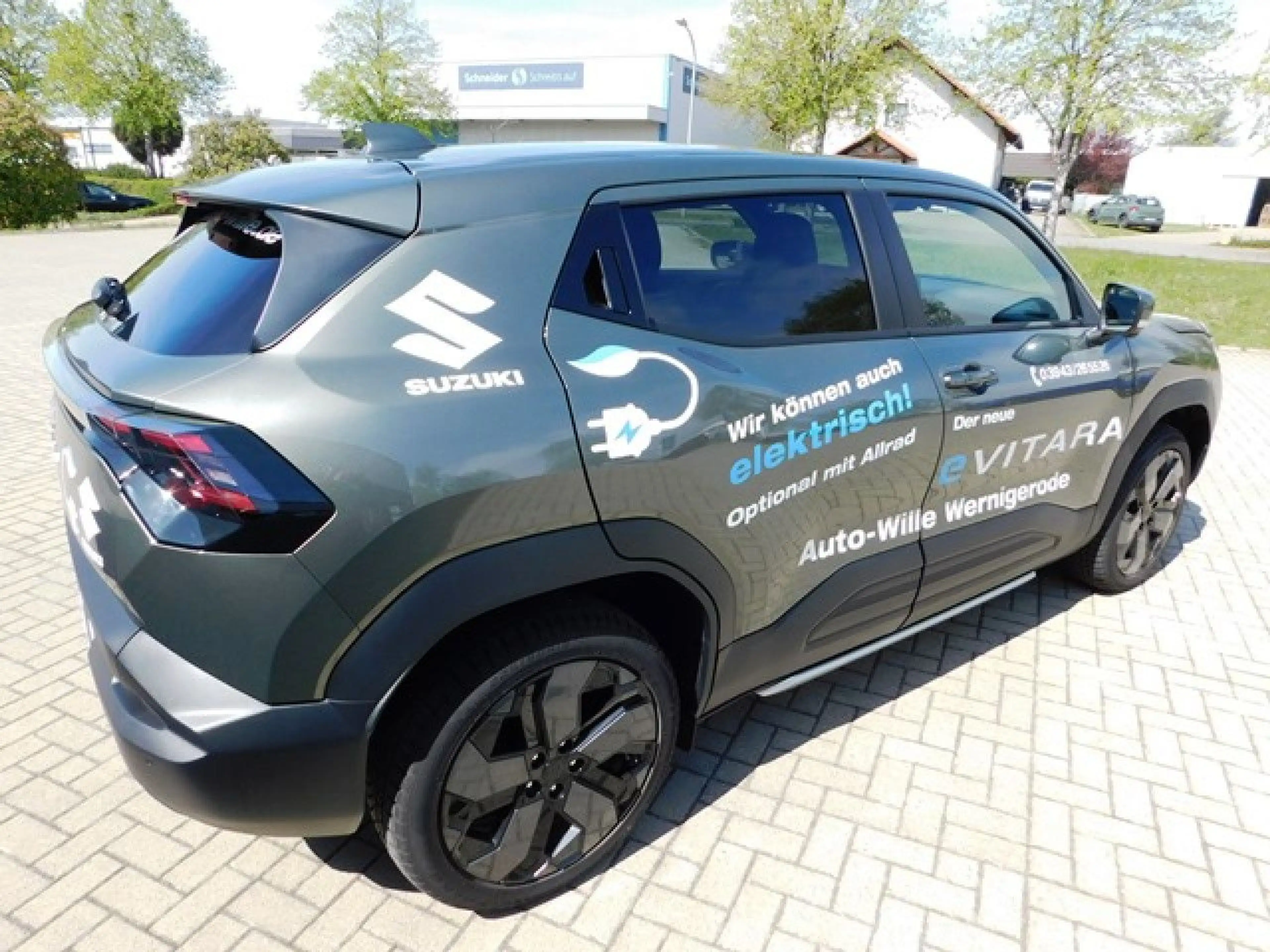 Suzuki Vitara e  eAxle ALLGRIP-e Comfort+ 5D CVT Bluetooth — photo 5