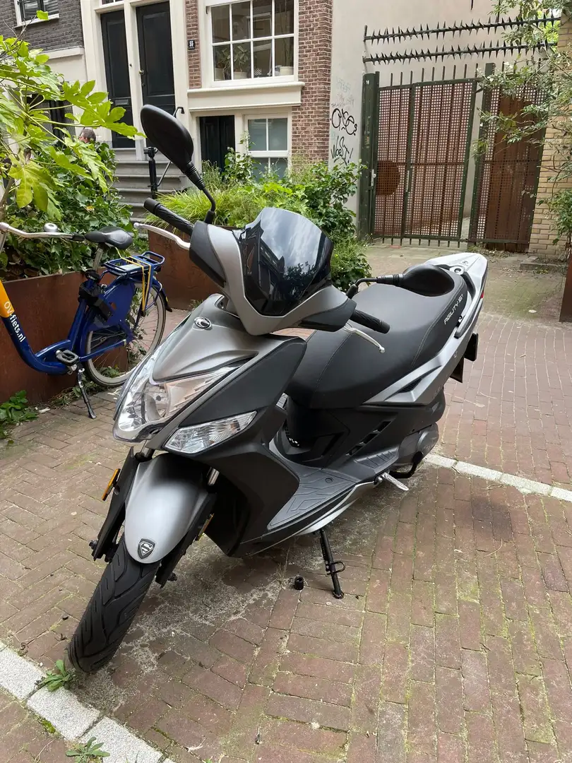Kymco Agility 125 Noir - 1