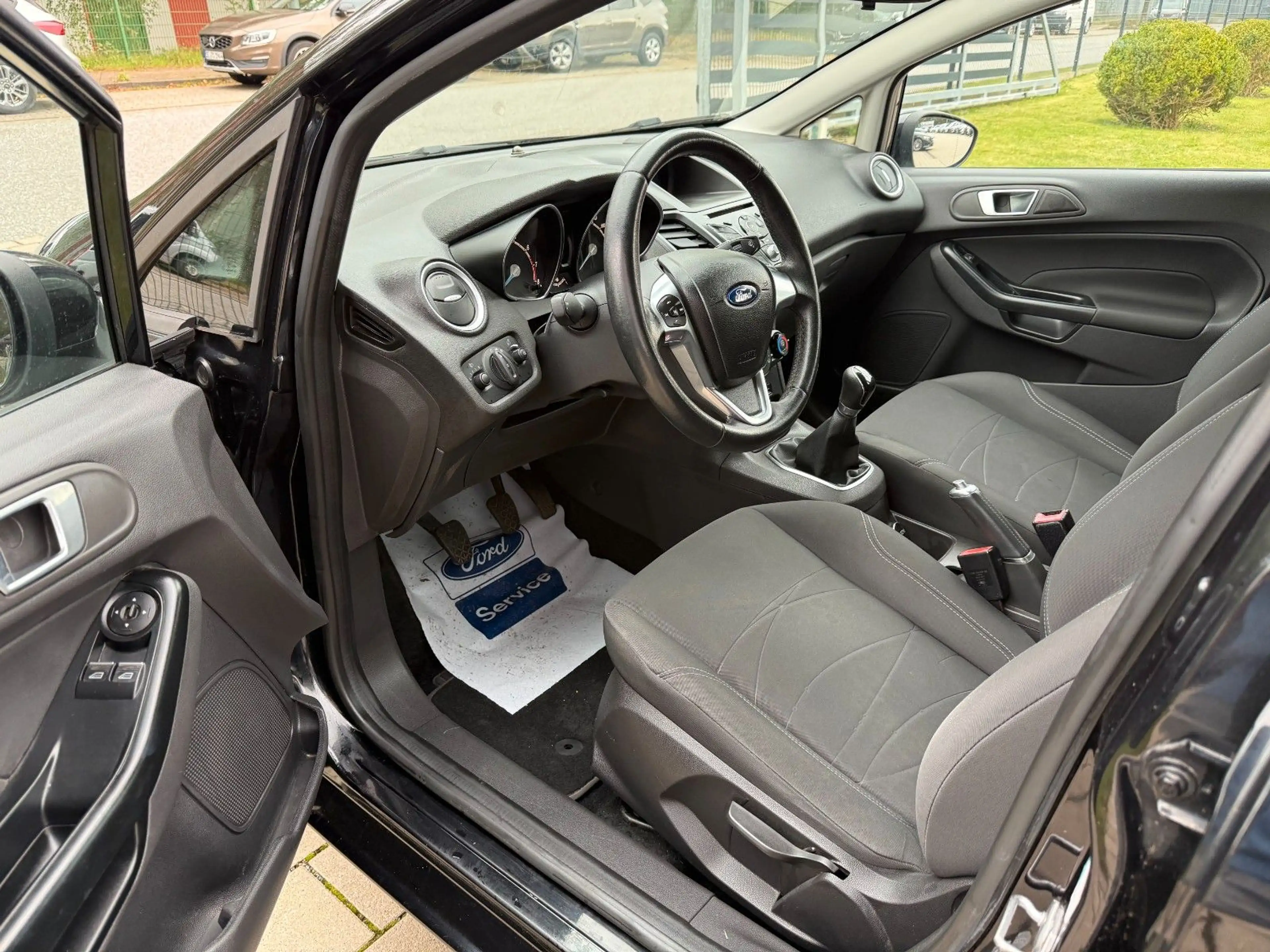 Ford Fiesta Trend (Tüv&Inps. neu) — photo 5
